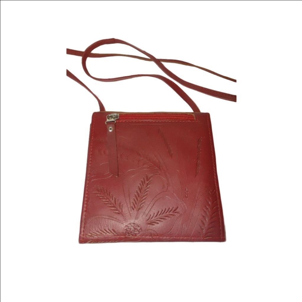 The Unbranded Brand J.L. Saldivar Embossed Leather Crossbody/Wallet Size ONE SIZE - 1 Thumbnail