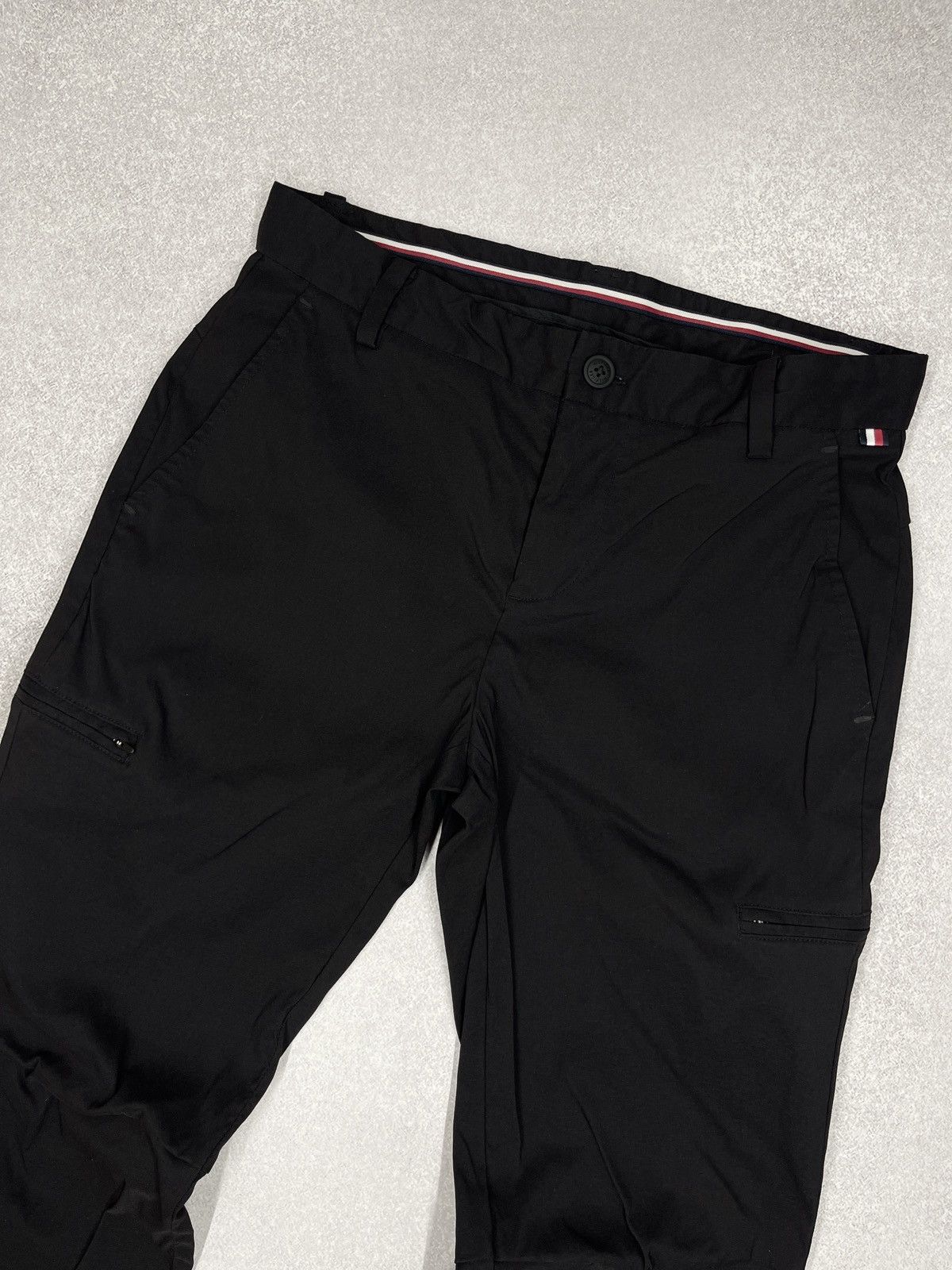 Tommy Hilfiger × Vintage Mens Tommy Hilfiger Tech Pants Black Stretch Size S Size US 30 / EU 46 - 3 Thumbnail