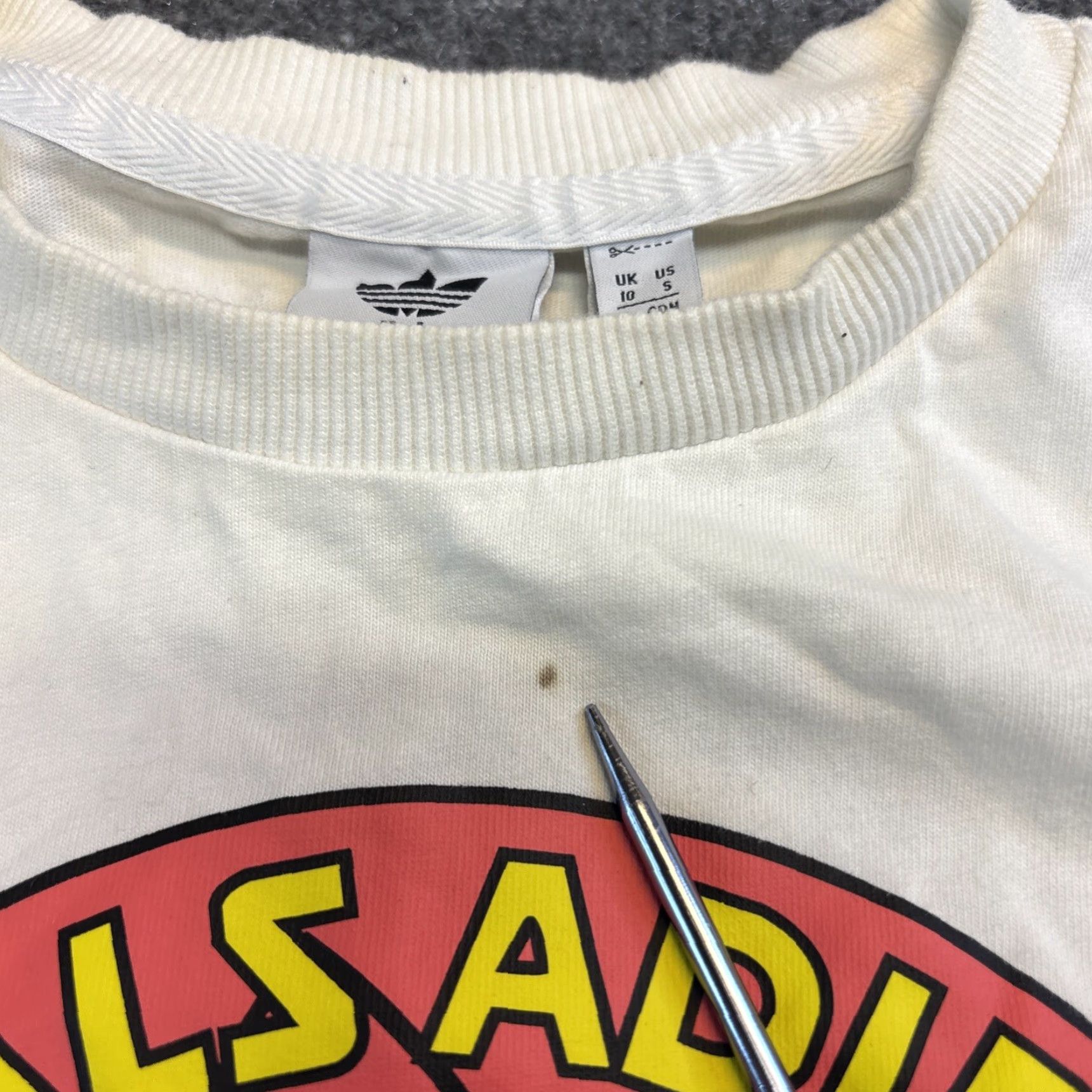Vintage adidas Originals Graphic Boyfriend Tee Shirt Women XS? Size S / US 4 / IT 40 - 3 Thumbnail