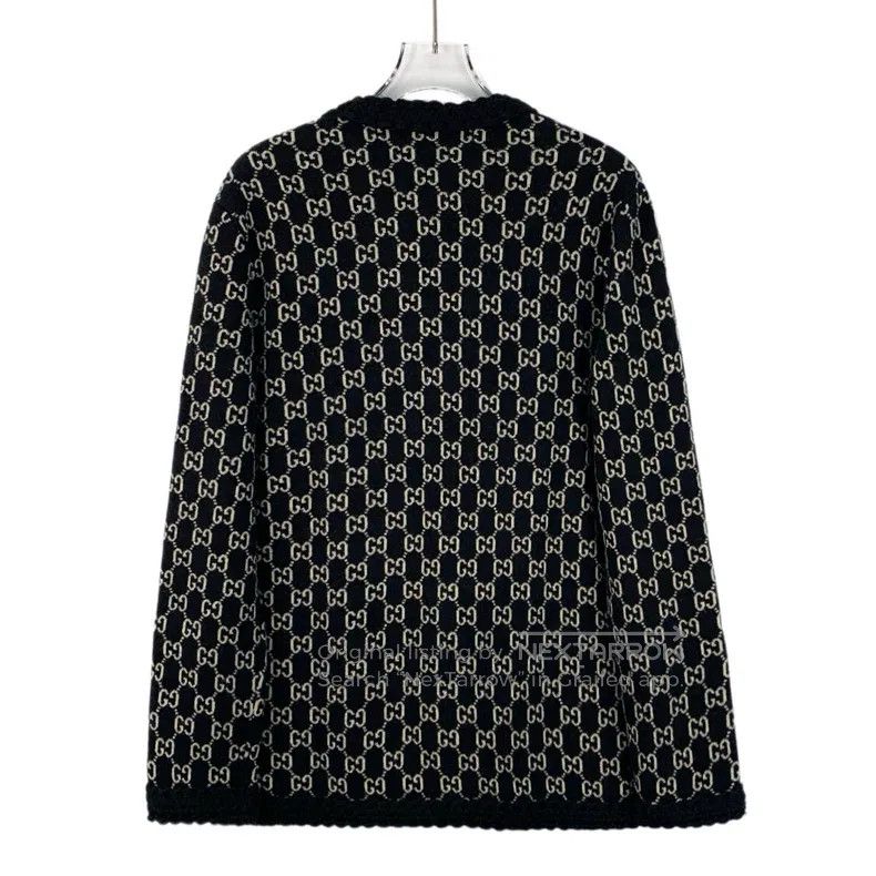 Gucci gucci Black logo jacquard full-print wool V-neck single-br Size XS / US 0-2 / IT 36-38 - 2 Thumbnail