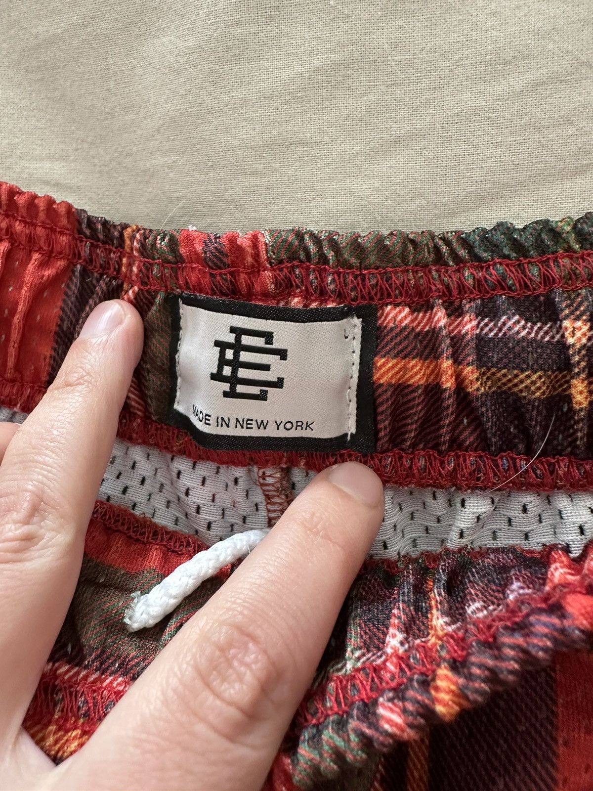 Eric Emanuel ERIC EMANUEL SHORTS (L) Size US 32 / EU 48 - 2 Thumbnail