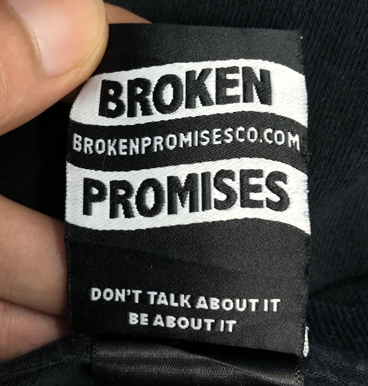 Broken Promises Co. Vintage Broken Promises Don't Talk About It Be About It Shir Size US L / EU 52-54 / 3 - 10 Thumbnail