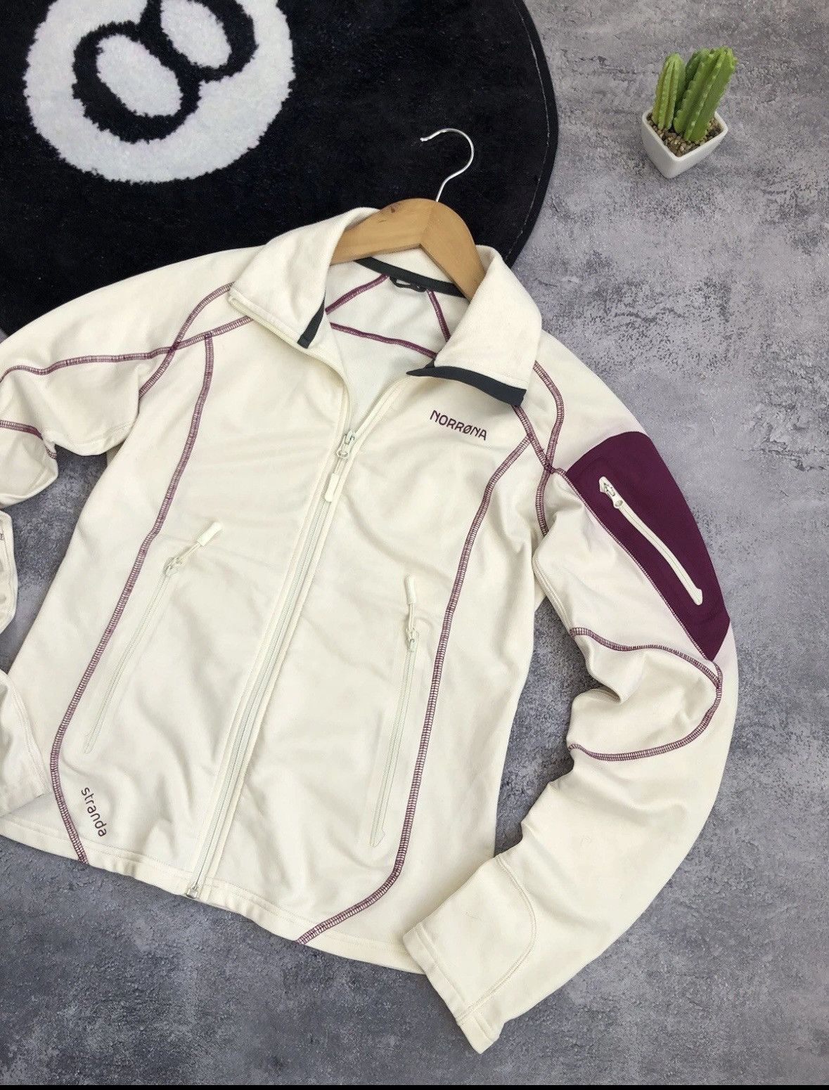 Norrona NORRONA Hype Outdoor Gorpcore Longsleeve Streetwear Rare XS Size XS / US 0-2 / IT 36-38 - 3 Thumbnail