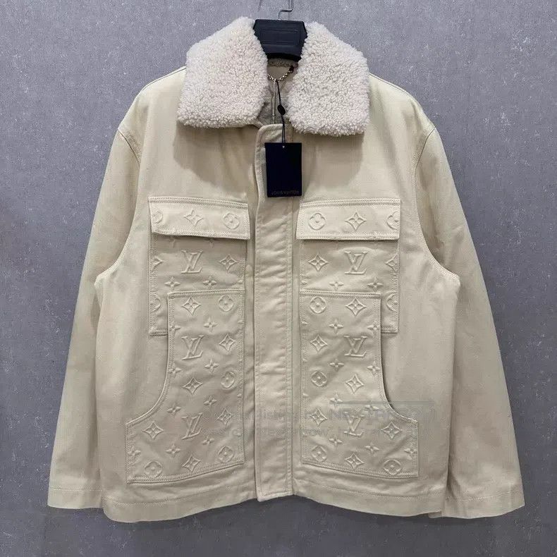 Louis Vuitton Louis Vuitton Lumber Embossed Logo Denim Jacket Size US L / EU 52-54 / 3 - 1 Thumbnail