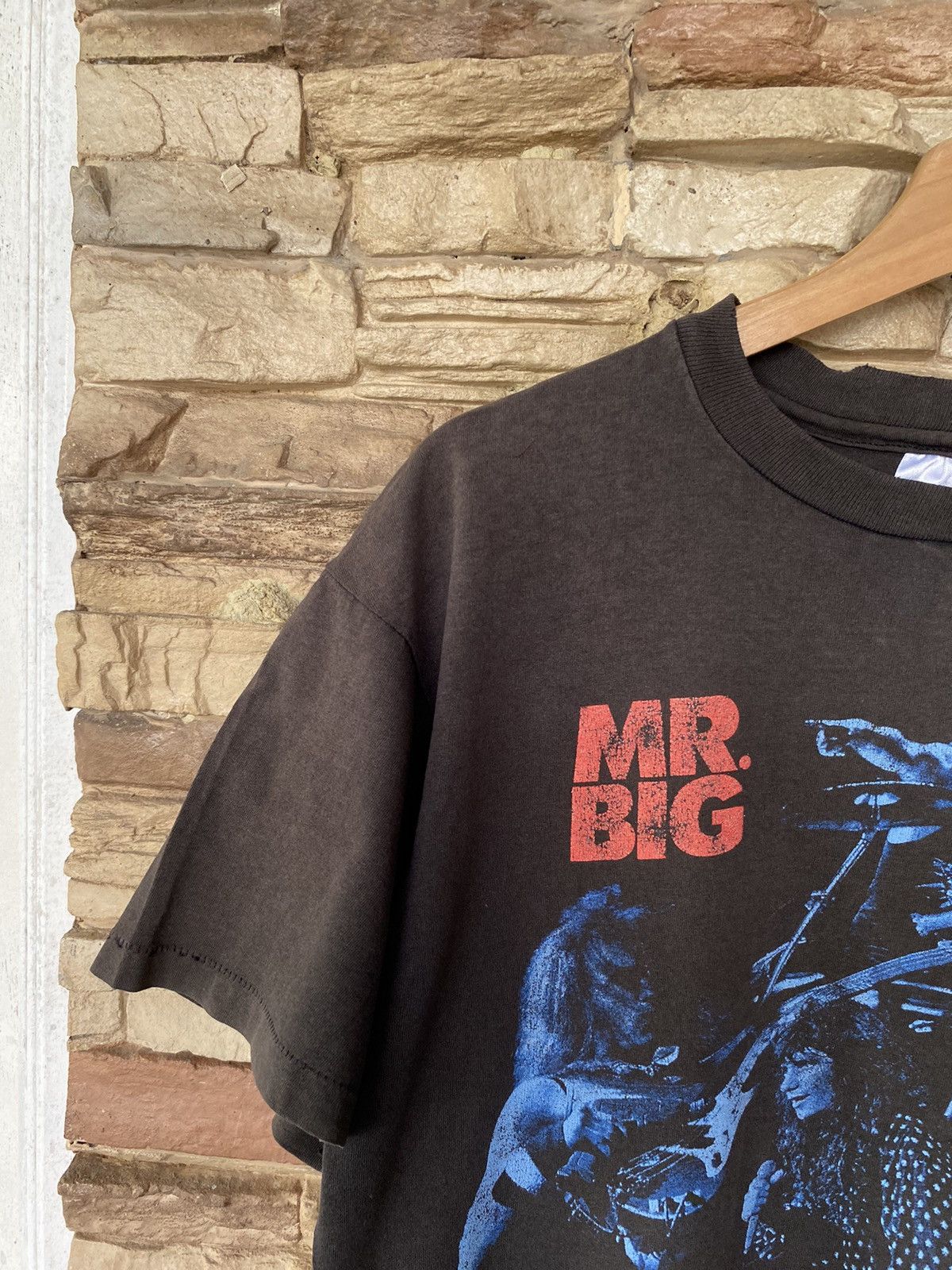 Vintage 1993 Mr. Big Japan Tour Band Tees Distressed Size US L / EU 52-54 / 3 - 7 Thumbnail