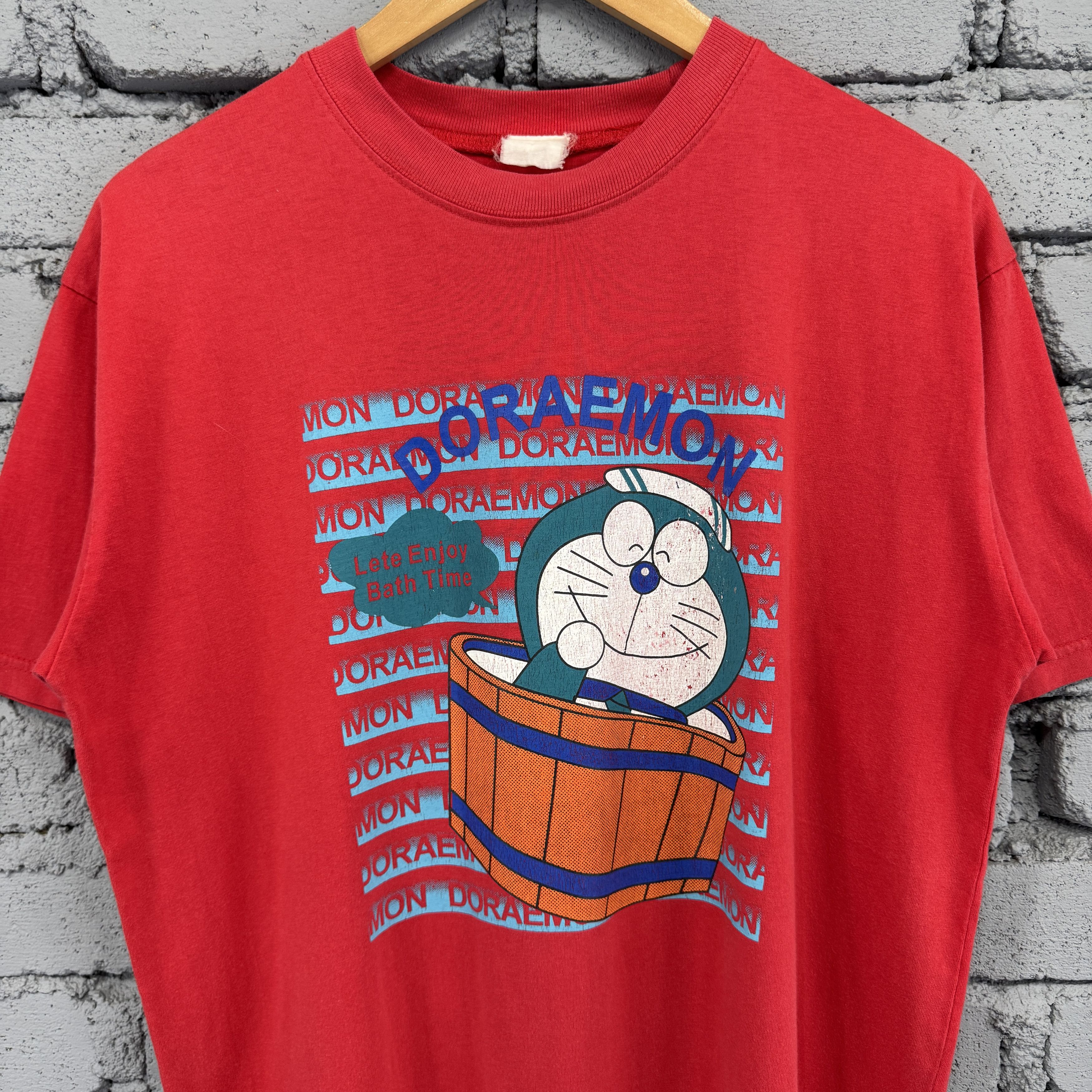 Anime Vintage Red graphic Tshirt featuring the character Doraemon Size US L / EU 52-54 / 3 - 3 Thumbnail