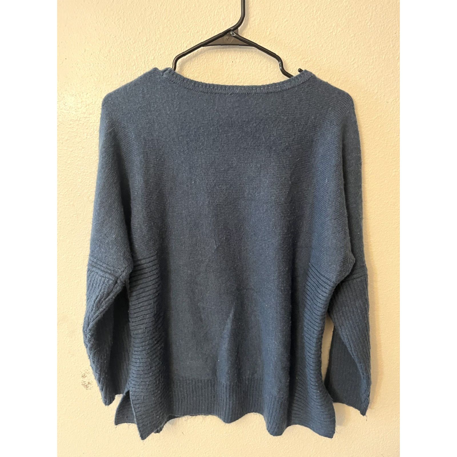 Vintage Trendy Chico’s blue pullover sweater Short sleeves size 2 Acrylic Blend Size L / US 10 / IT 46 - 3 Thumbnail