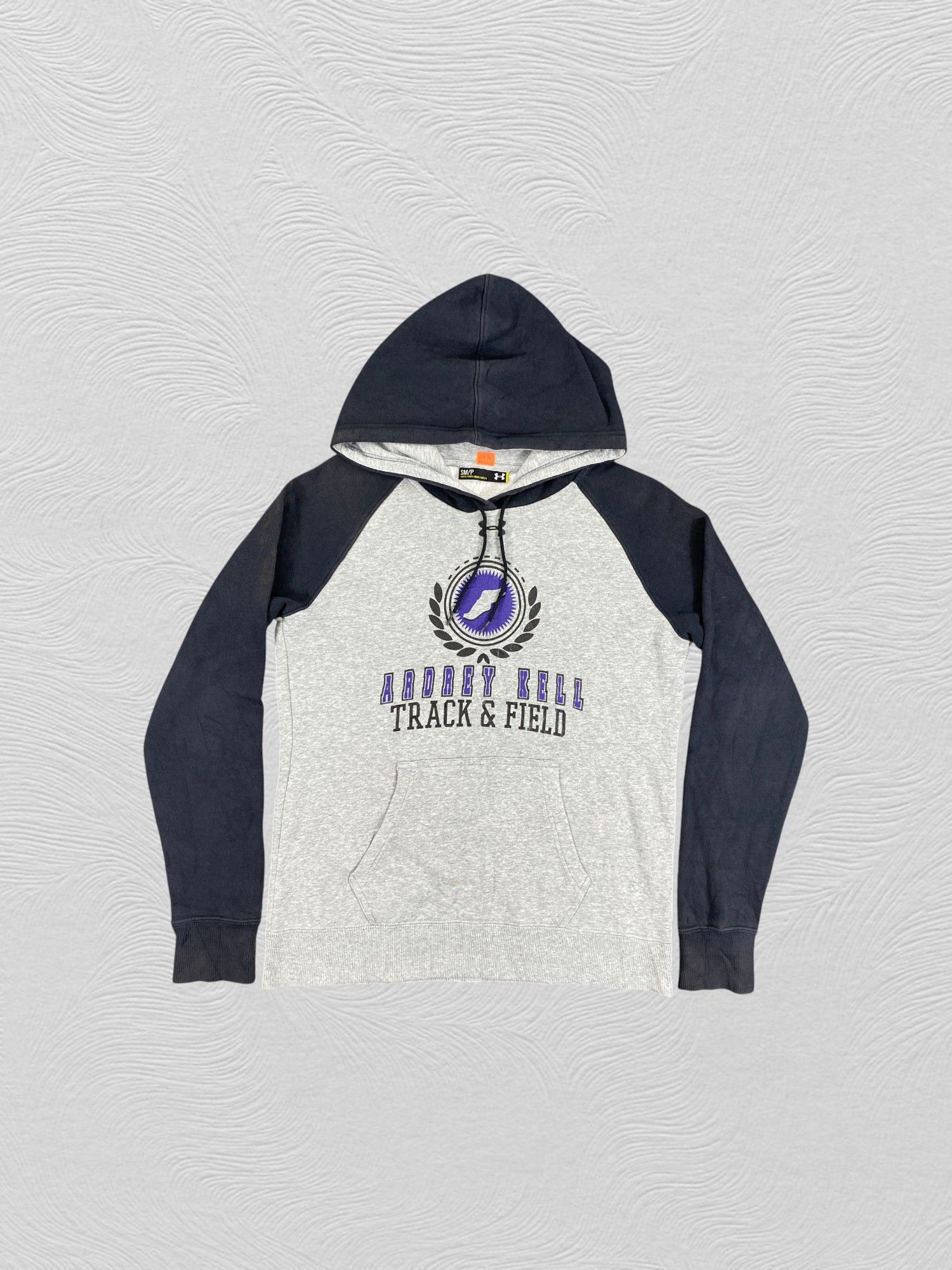 Under Armour Vintage Under Armour Hoodie - SW086 Size US S / EU 44-46 / 1 - 1 Thumbnail