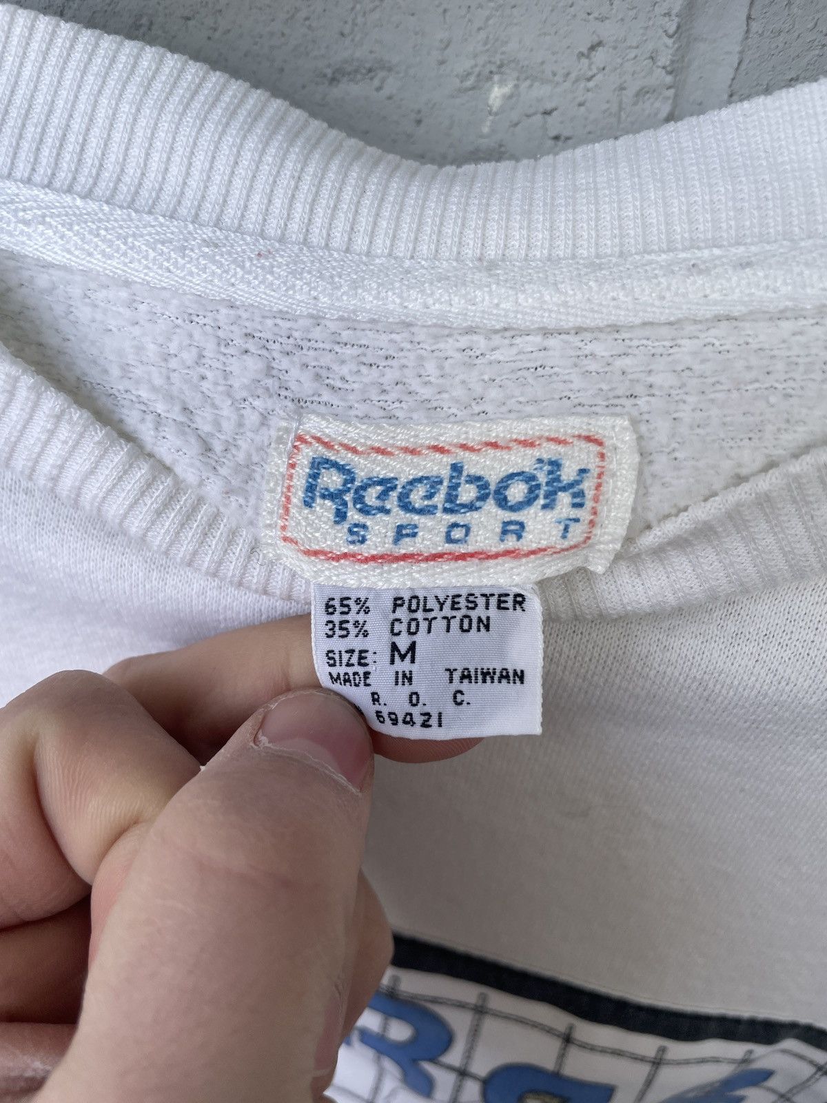 Reebok Rare Vintage Olympics Reebok aop crewneck Size US M / EU 48-50 / 2 - 5 Thumbnail