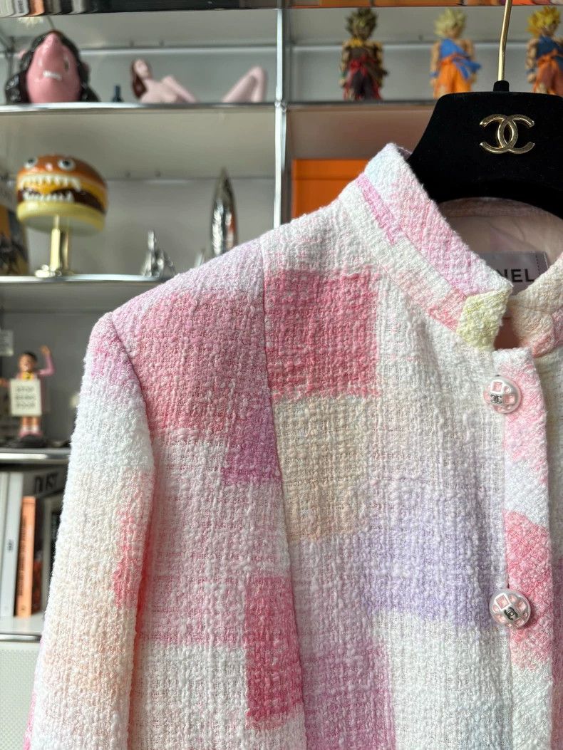 Chanel Chanel 23 Spring and Summer gouache mosaic short coat Size S / US 4 / IT 40 - 2 Thumbnail