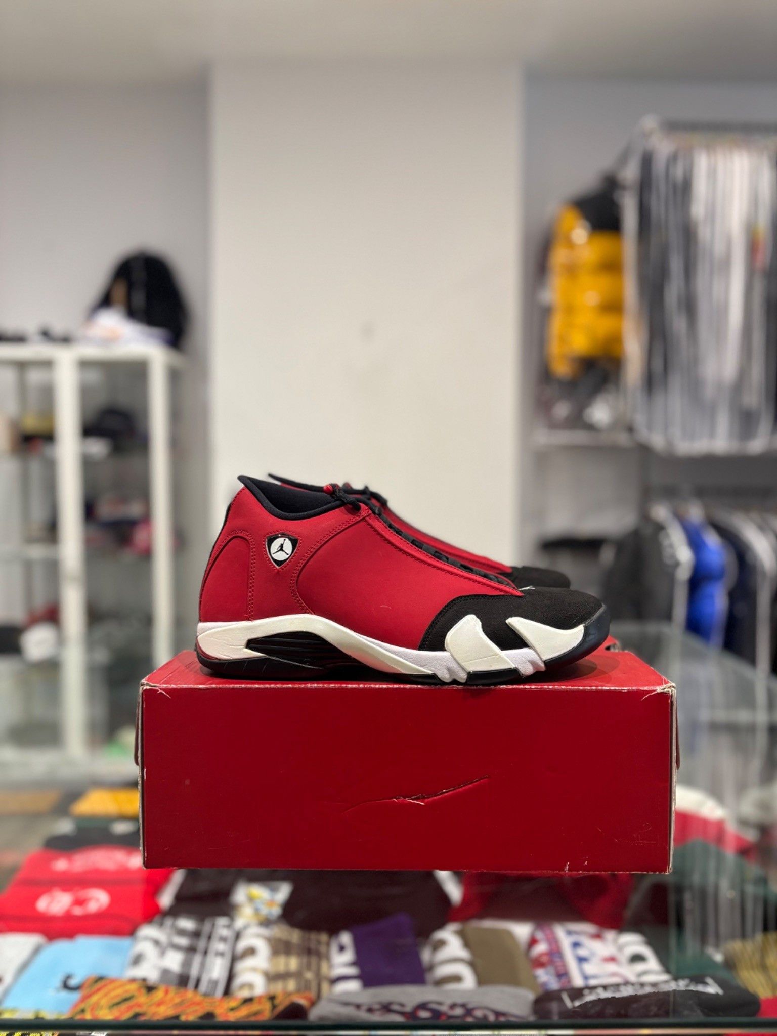 Jordan Brand Jordan 14 Gym Red Toro Size US 11 / EU 44 - 1 Thumbnail