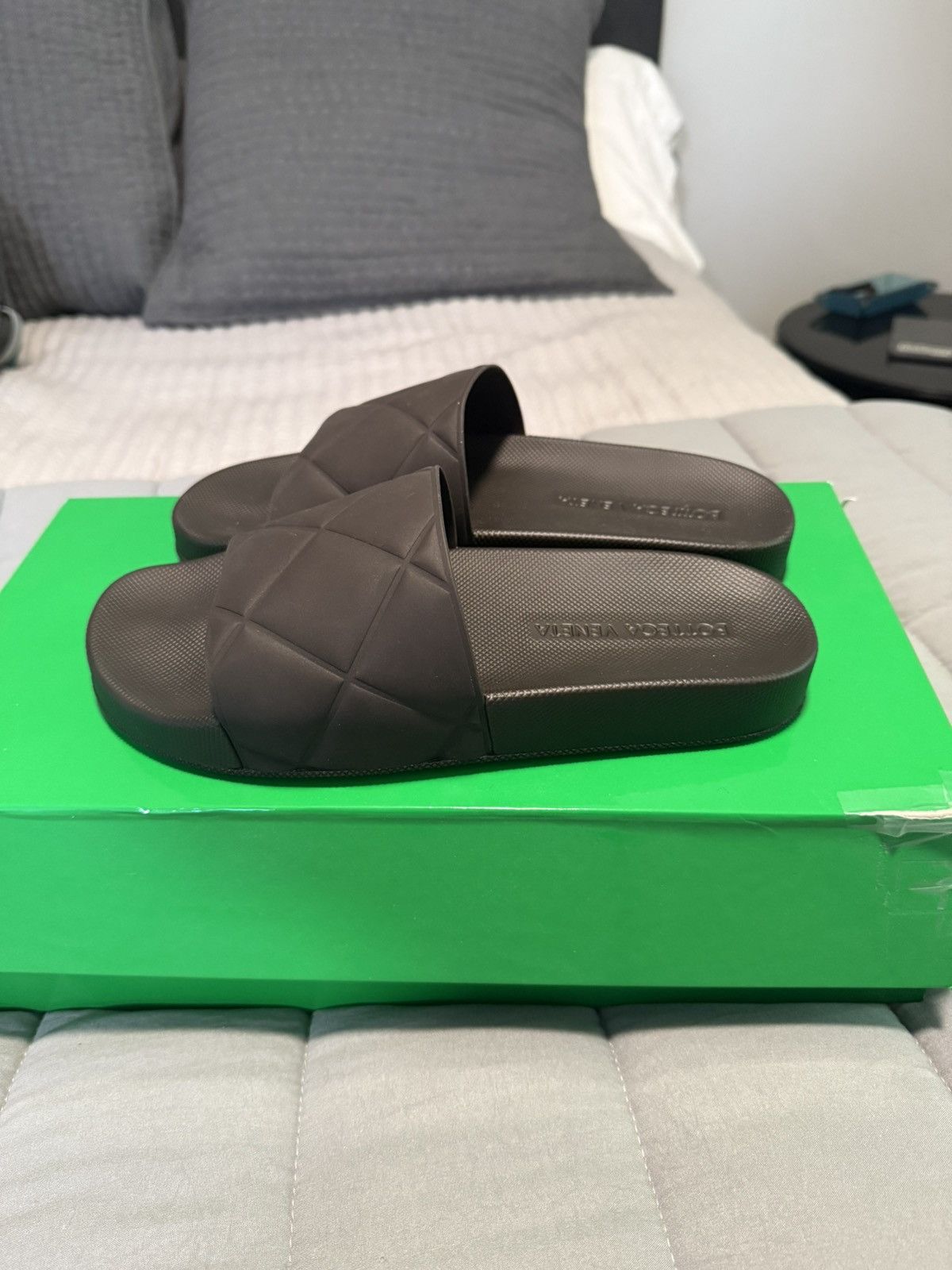 Bottega Veneta Bottega Venetta Rubber Slides Brown Size US 7 / EU 40 - 3 Thumbnail