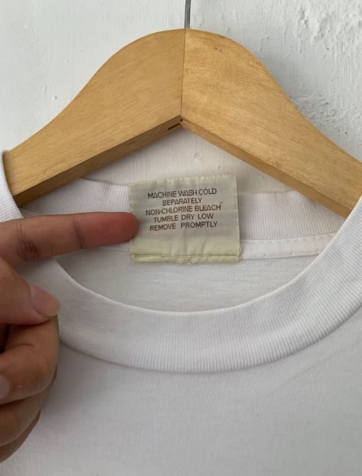 Quiksilver Beautifull Vintage Quiksilver Embroyed Logo T-shirt Size US L / EU 52-54 / 3 - 4 Thumbnail
