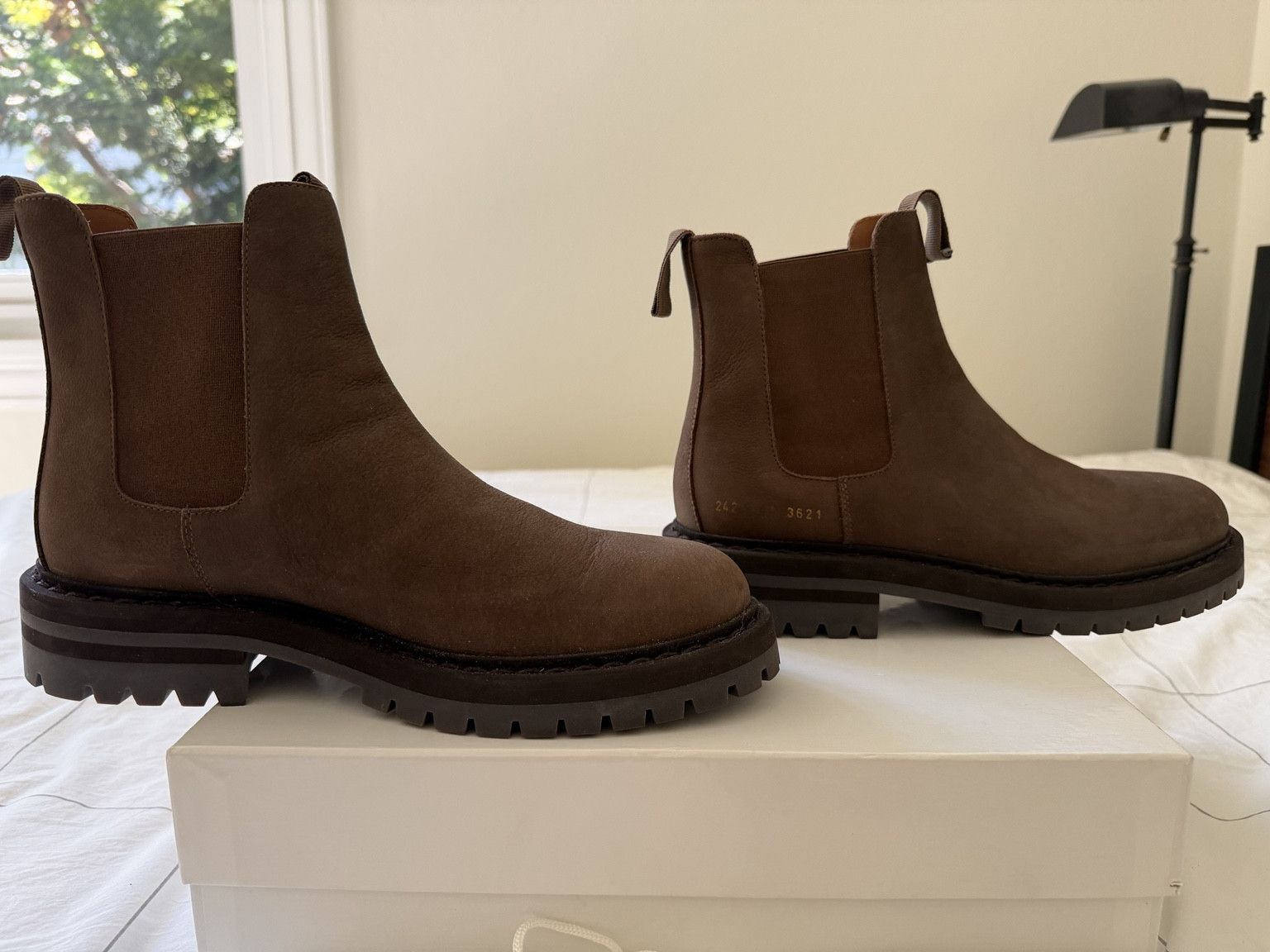 Common Projects Common Projects Chelsea Lug Sole Boots Size US 8 / EU 41 - 2 Thumbnail