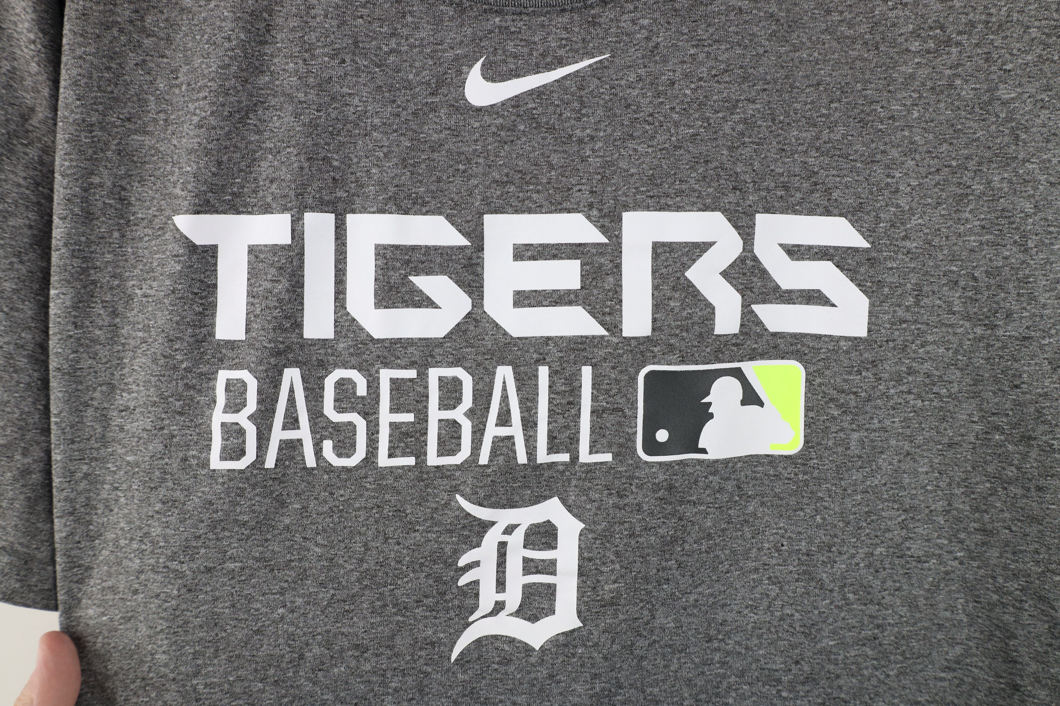 Nike Nike Baseball Center Swoosh Detroit Tigers T-Shirt Gray Size US L / EU 52-54 / 3 - 4 Thumbnail
