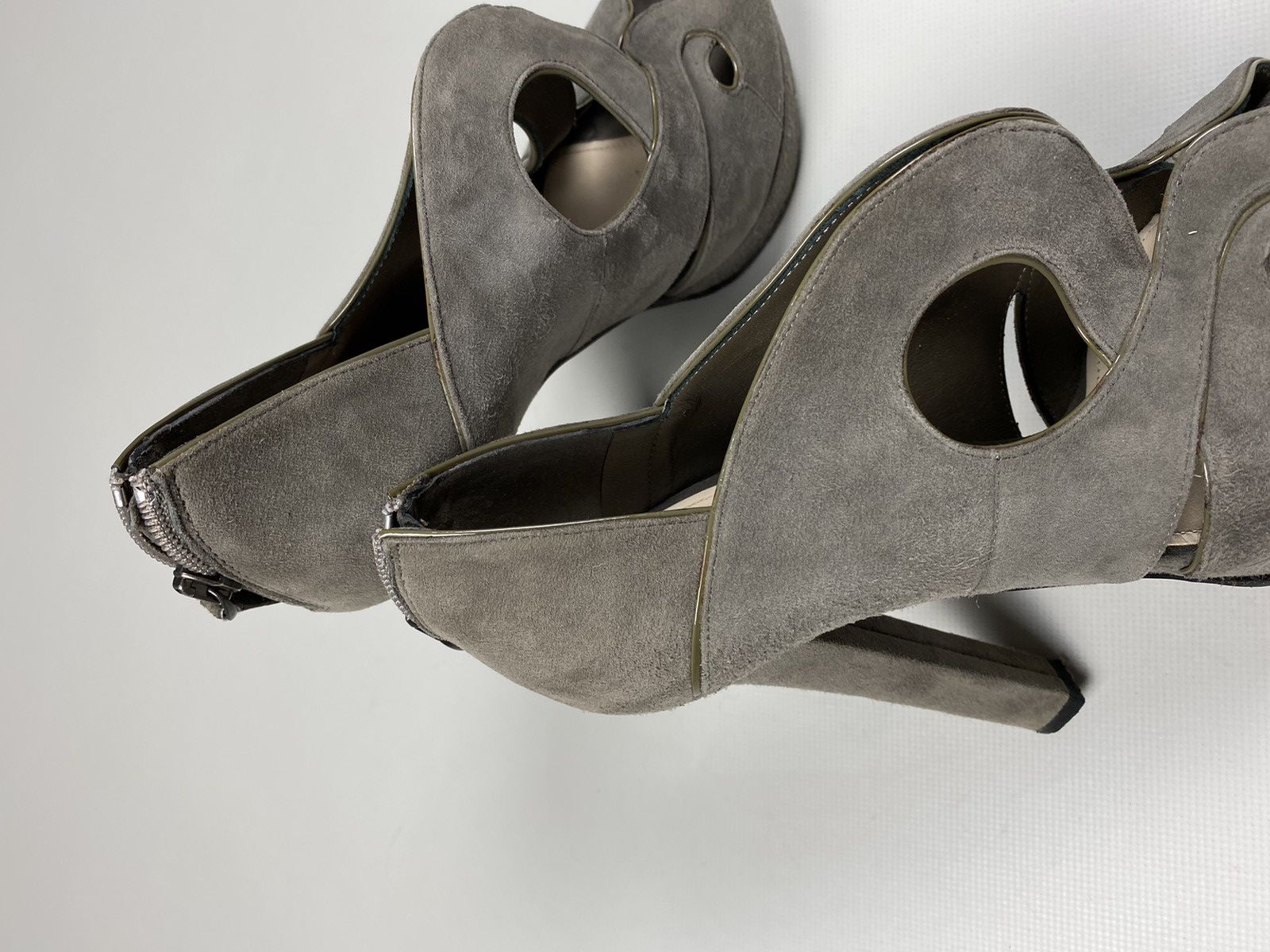 Bottega Veneta Bottega Veneta ladies suede heels shoes size 37 / US 7 Size US 7 / IT 37 - 21 Thumbnail