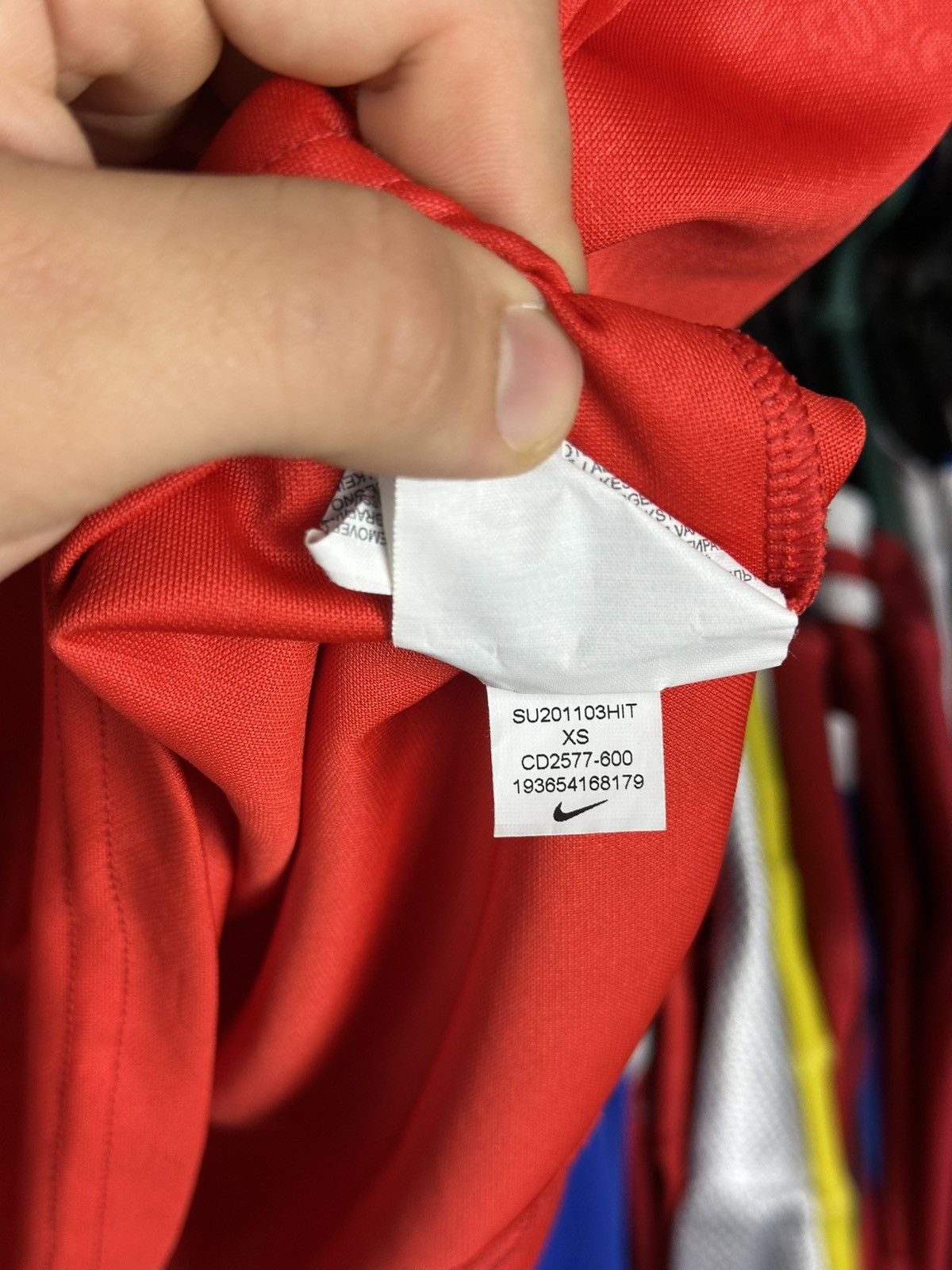 Nike ENGLAND 2020 2021 TRAINING FOOTBALL SHIRT SOCCER JERSEY NIKE Size US XS / EU 42 / 0 - 4 Thumbnail