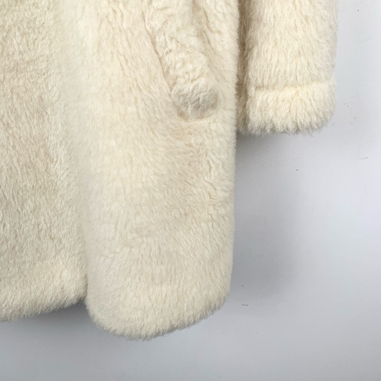 Max Mara Max Mara🍂❄️ Classic 4th generation white teddy bear Size XS / US 0-2 / IT 36-38 - 3 Thumbnail
