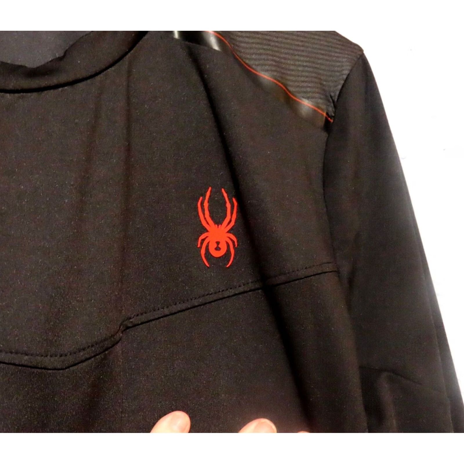 Spyder Spyder Active Men’s Pullover Shirt Long Sleeve Black Polyester Moisture-Wicking Regular Fit for Cross Training Running Walking - L Size US L / EU 52-54 / 3 - 4 Thumbnail