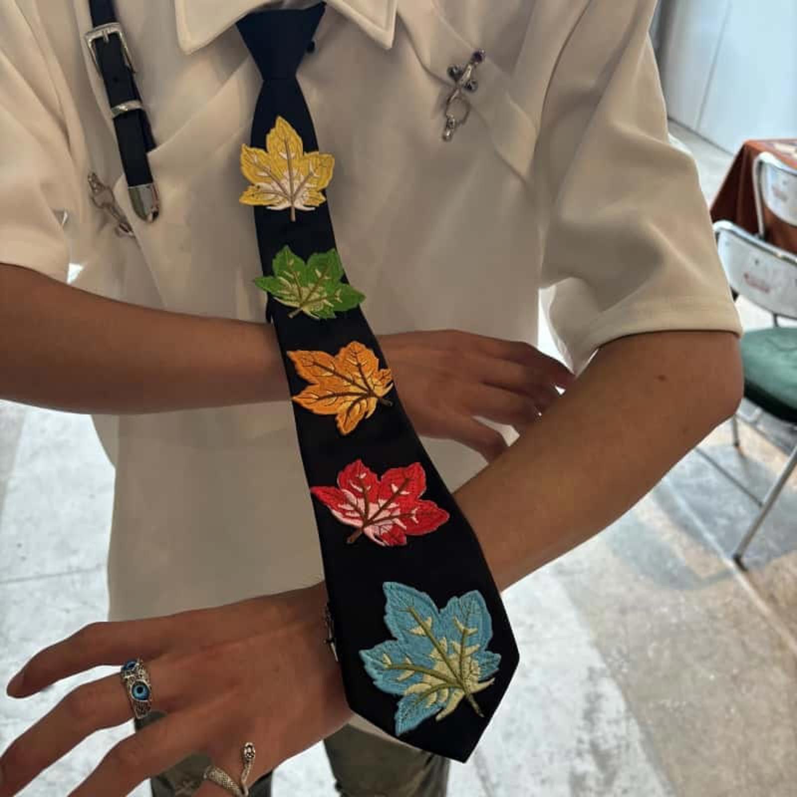 Other Maple Leaf Tie – Knot-Free Retro Embroidery, Unisex Size ONE SIZE - 1 Thumbnail