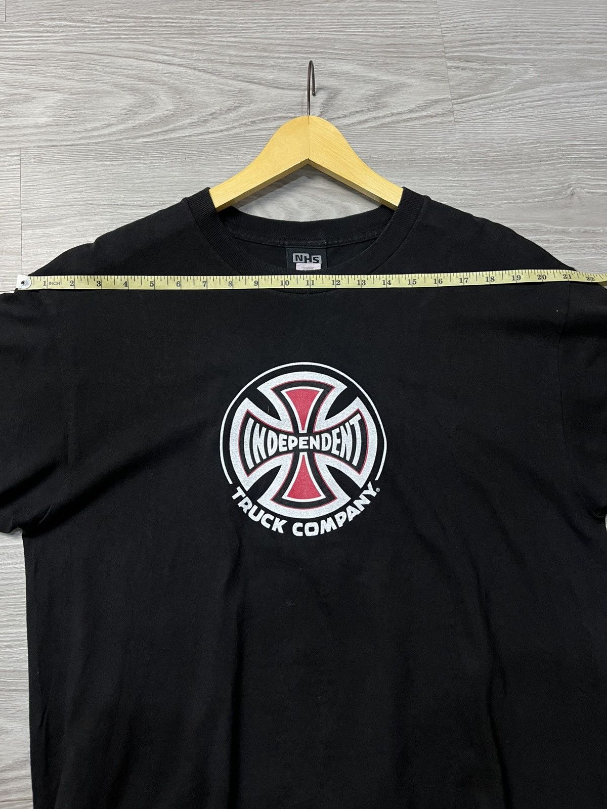Vintage Vintage Independent Truck Company Big Logo Tee Size US L / EU 52-54 / 3 - 9 Thumbnail
