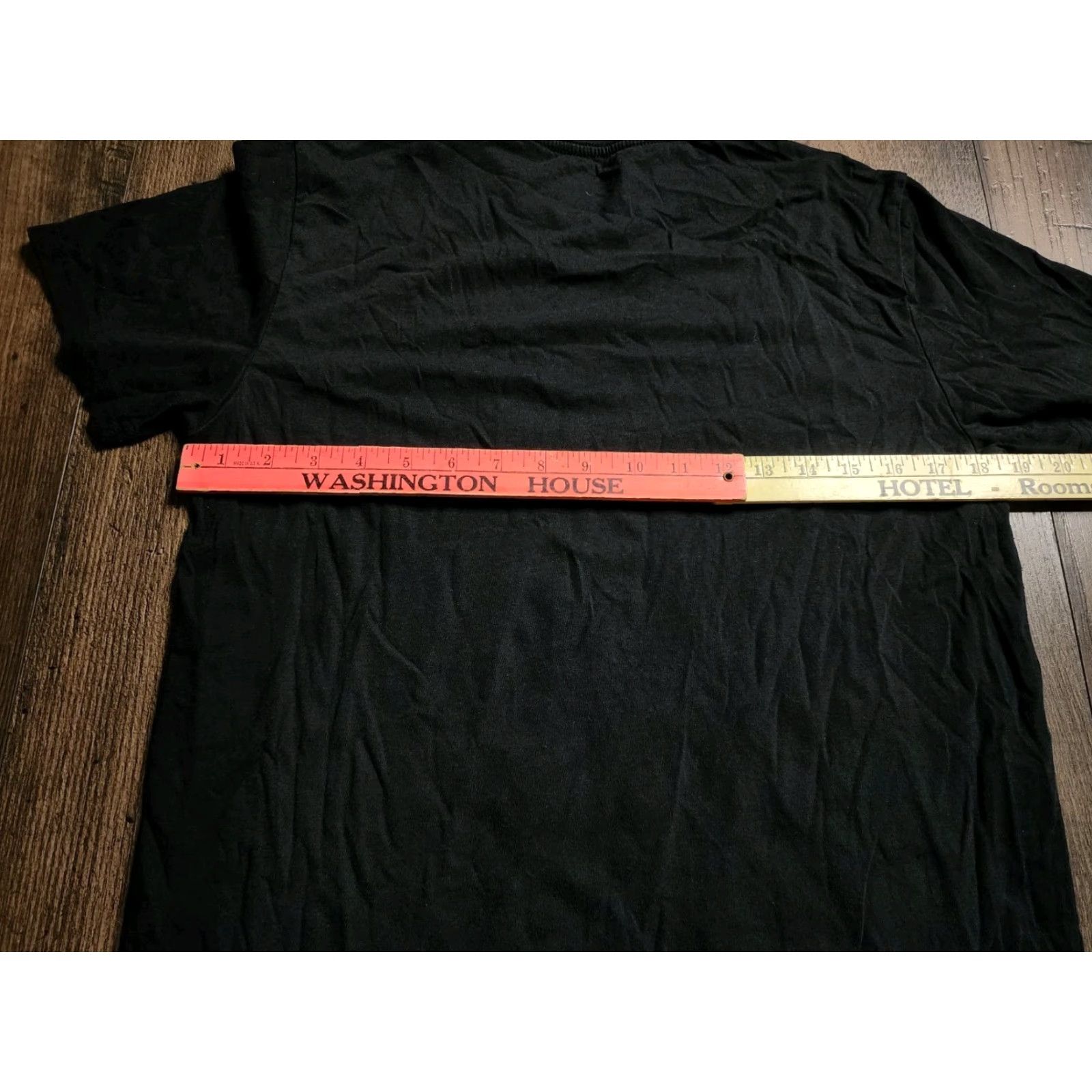 Vintage The Goonies T-Shirt Mens M Black Cotton Polyester Crew Neck Short Sleeve Graphic Print The Goonies Skull One-Eyed Willies Stolen Treasure Vintage No Size US M / EU 48-50 / 2 - 3 Thumbnail