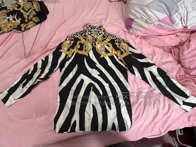 Versace Versace Mulberry silk zebra pattern long-sleeved shirt Size US M / EU 48-50 / 2 - 5 Thumbnail