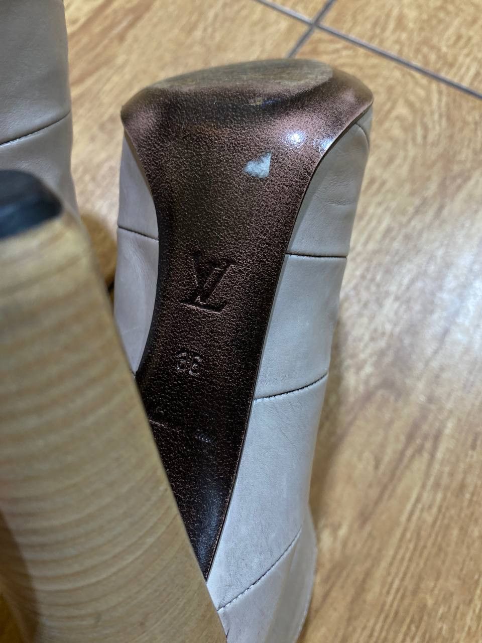 Louis Vuitton 🔥Louis Vuitton Leather Metropolis Boots LV 🔥 Size US 6 / IT 36 - 14 Thumbnail