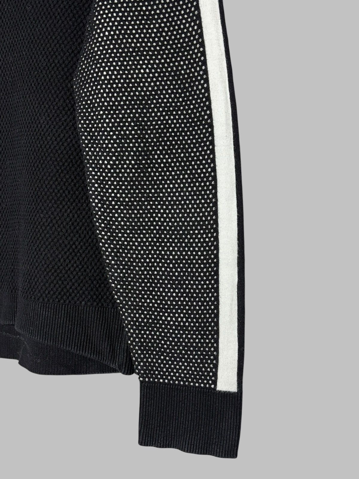 Black Barrett Black Barrett by Neil Barrett Pattern Netting Design Sweater Size US S / EU 44-46 / 1 - 12 Thumbnail