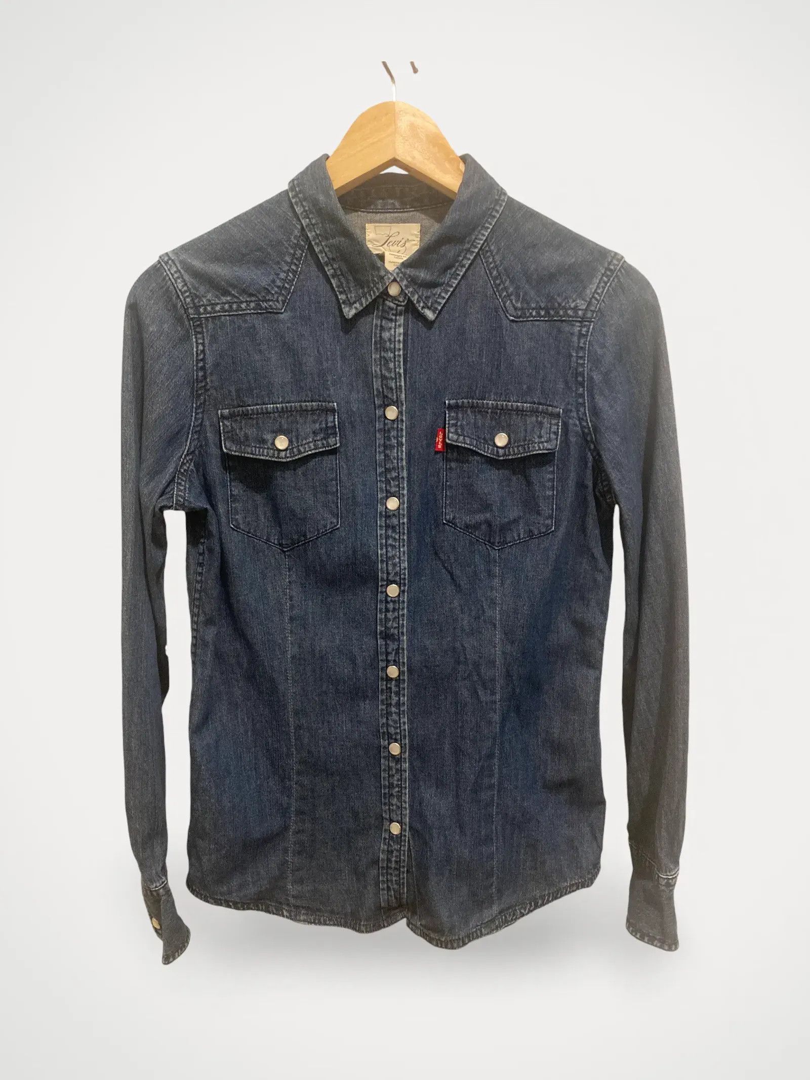 Levi's Levi's Shirt Size S / US 4 / IT 40 - 1 Thumbnail