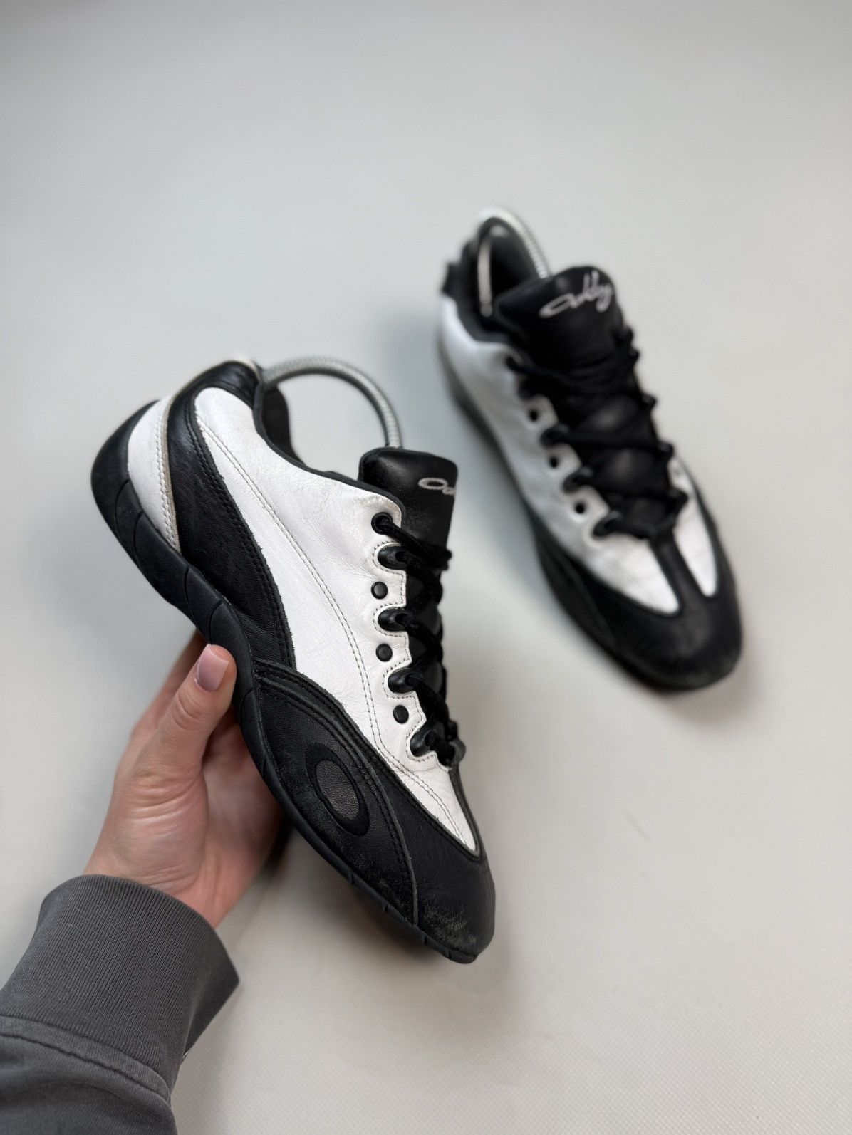 Oakley Archive 00s Oakley Leather Low Top Racing Sneakers Shoes Size US 8.5 / IT 38.5 - 1 Thumbnail