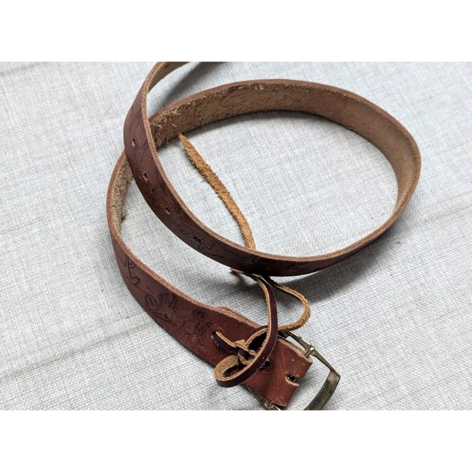 Vintage VINTAGE tooled buckle belt HORSES handcrafted 30 cowhide leather WESTERN cowboy Men Size 30 Brown Size 30 - 3 Thumbnail