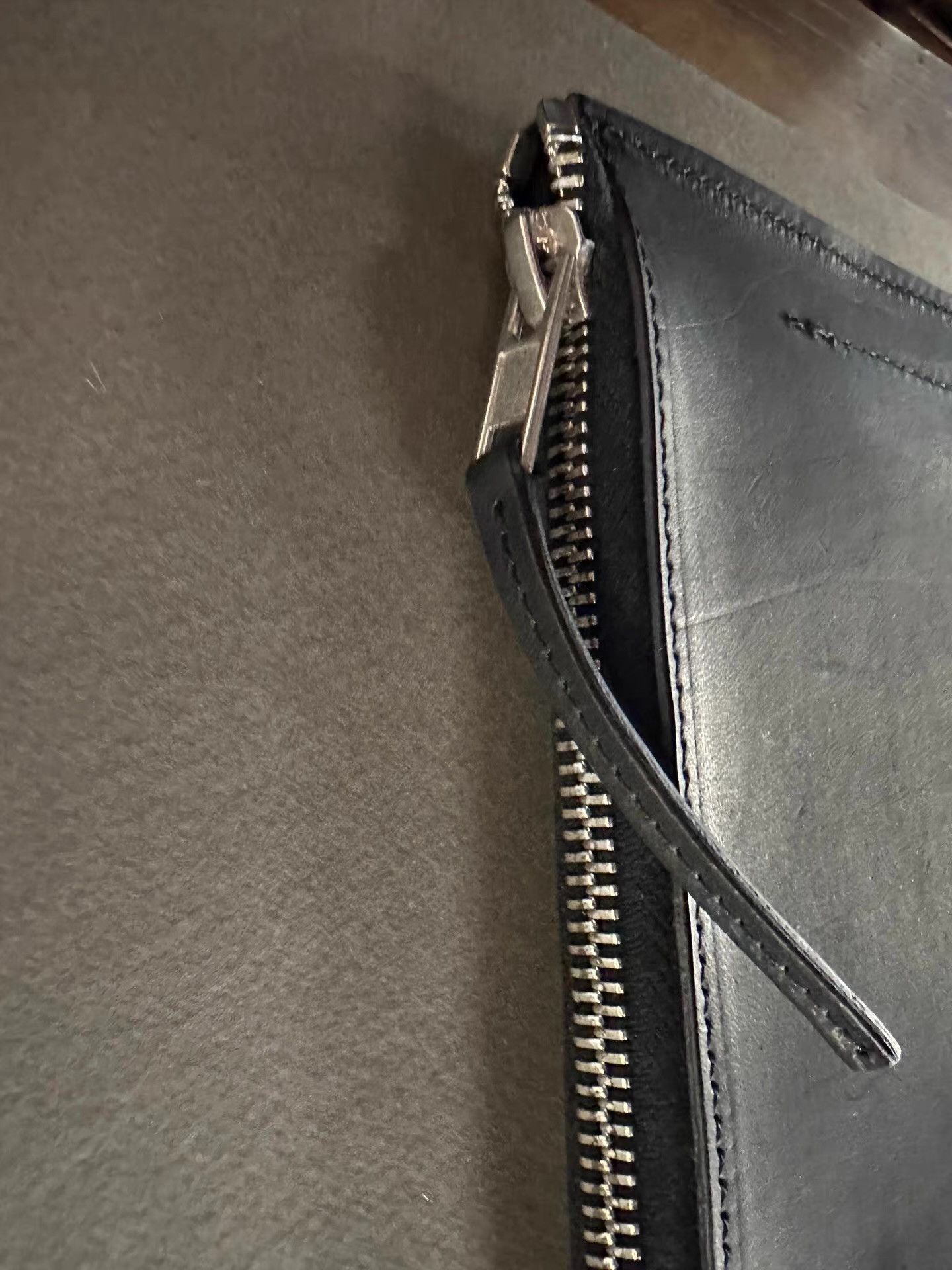 Rick Owens Rick Owens 15FW 'SPHINX' Black Zipped Wallet Bag Ｑ25 Size ONE SIZE - 2 Thumbnail