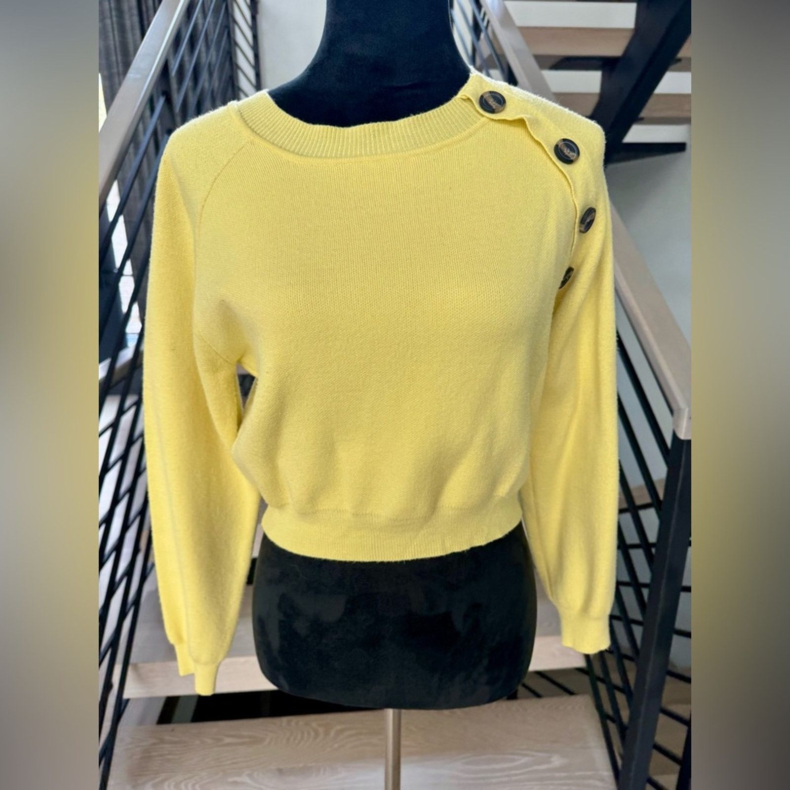 Other New Y2K Yellow Women's Crew Neck Sweater Accents size XS Size XS / US 0-2 / IT 36-38 - 1 Thumbnail