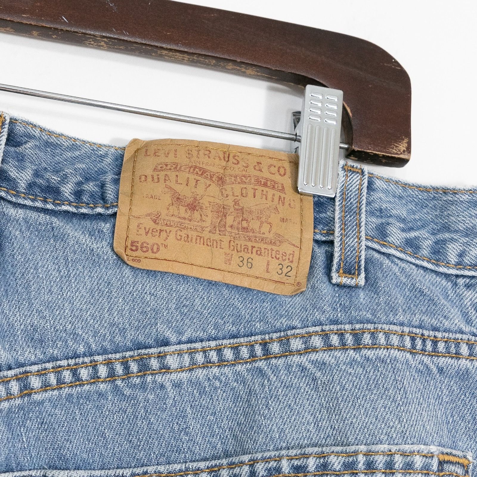 Levi's × Vintage Vintage 90s Levis 560 Jeans 36x32 - Faded Distressed Relaxed Size US 36 / EU 52 - 11 Thumbnail