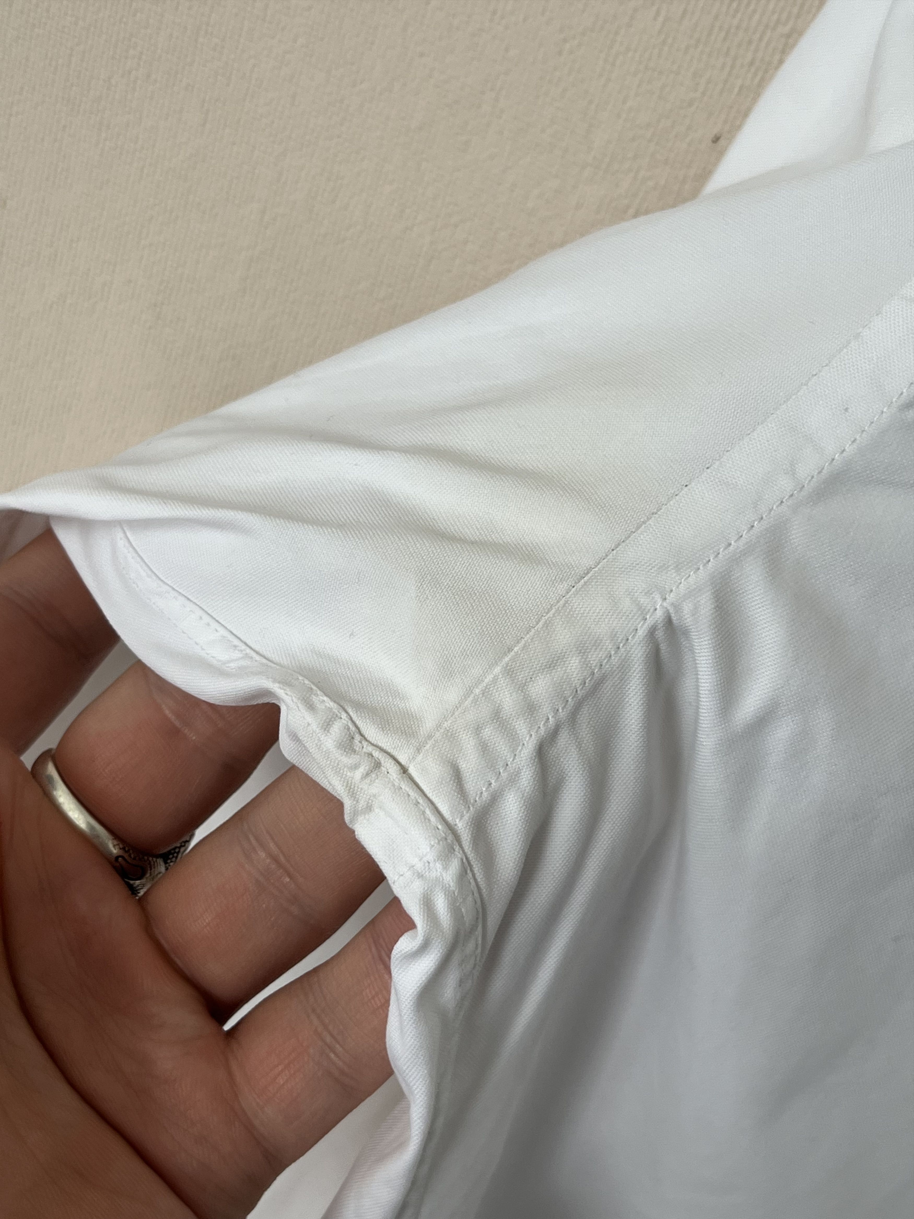 Louis Vuitton Louis Vuitton Paris Classic Long Sleeve White Dress Shirt Size US M / EU 48-50 / 2 - 7 Thumbnail