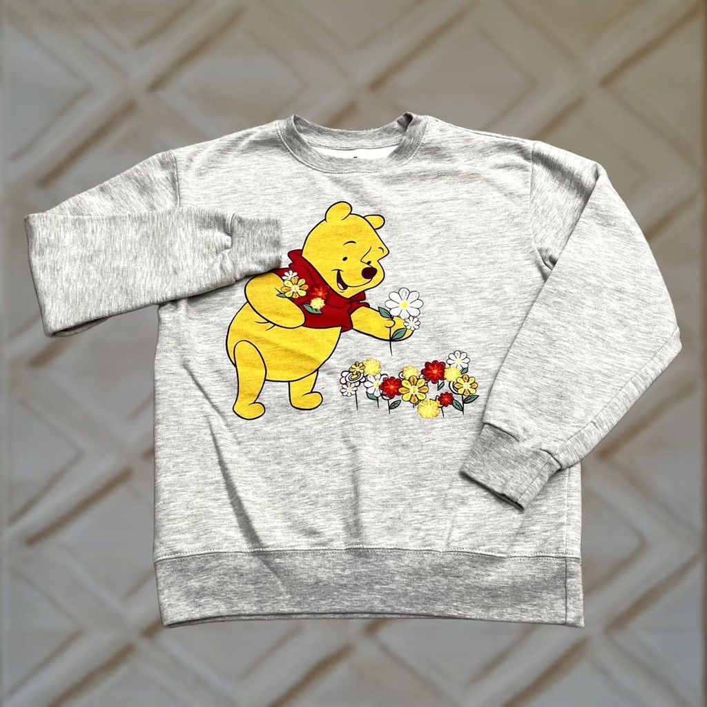 Disney Disney Winnie The Pooh Embroidered Graphic Sweatshirt Womens XS Gray Crew Neck Size XS / US 0-2 / IT 36-38 - 1 Thumbnail