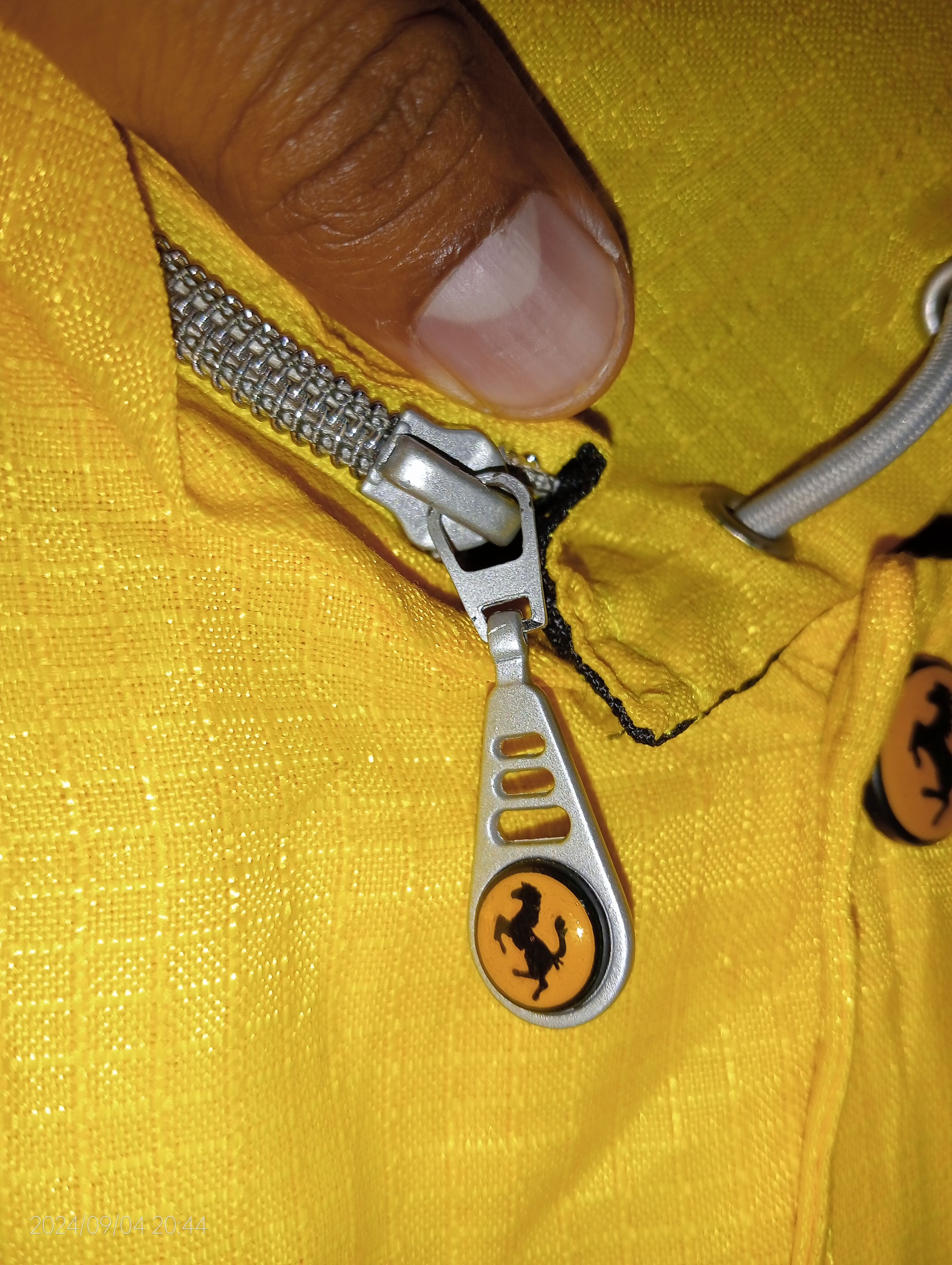 Ferrari VTG 1998 Ferrari Light Yellow Licence Windbreaker Very Rare Size US M / EU 48-50 / 2 - 19 Thumbnail