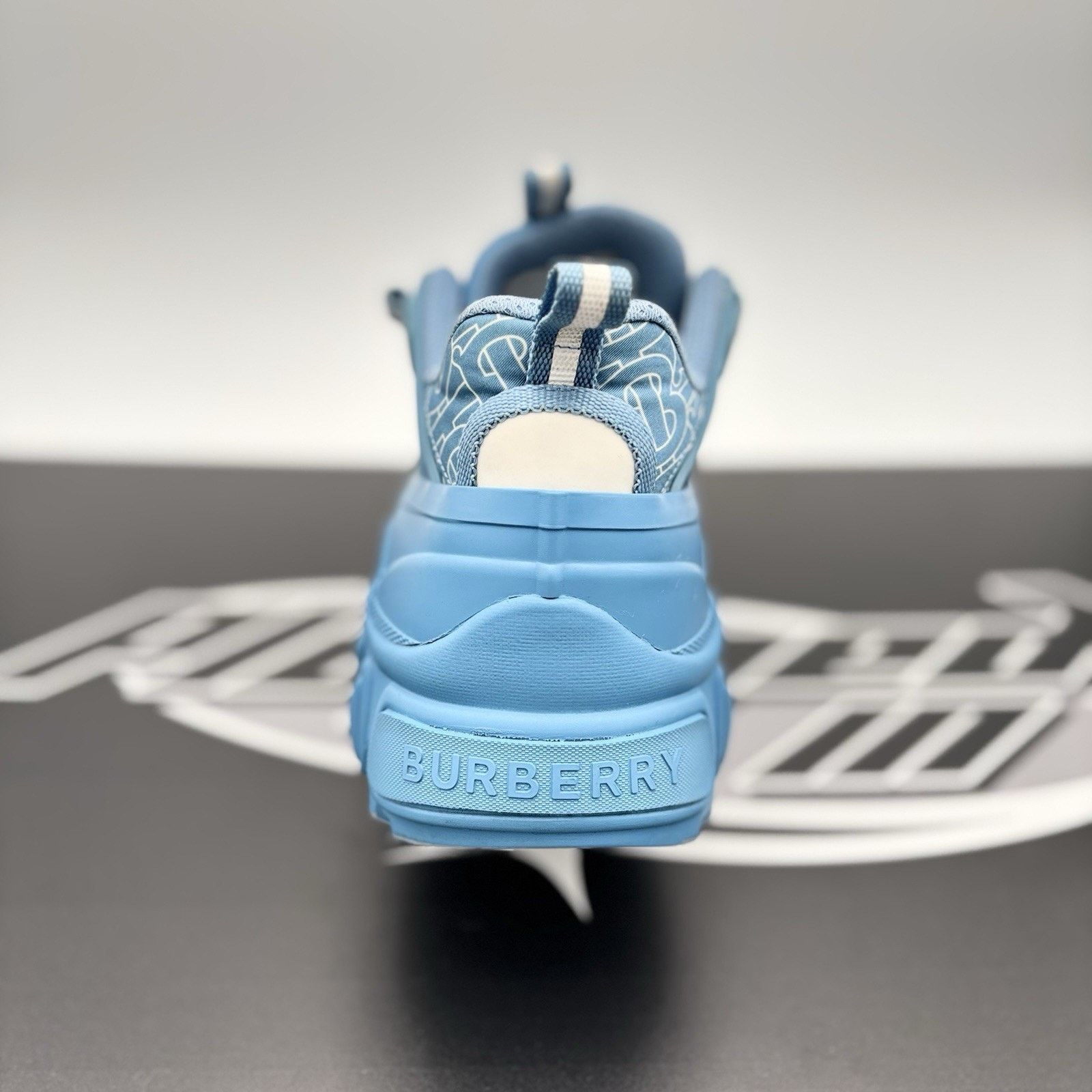 Burberry Burberry Arthur ‘ Blue ‘ Low-Top Sneakers Monogram | GREAT! Size US 12 / EU 45 - 12 Thumbnail