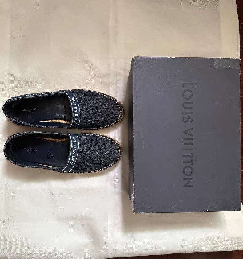 Louis Vuitton Louis Vuitton Espadrilles / Flat Sandals Q9 Size US 6.5 / IT 36.5 - 1 Thumbnail