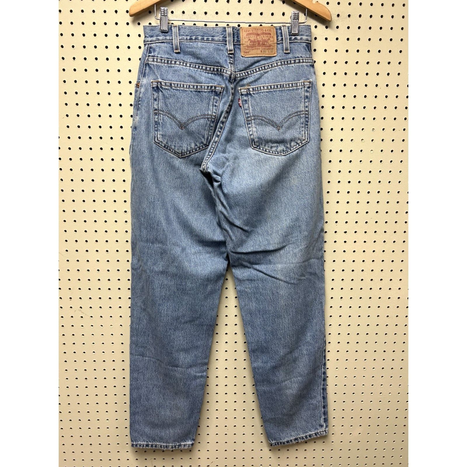 Levi's VINTAGE Levi's 560 Jeans 30x31 Blue Denim 5-Pocket Relaxed Regular Men's Size US 30 / EU 46 - 2 Thumbnail