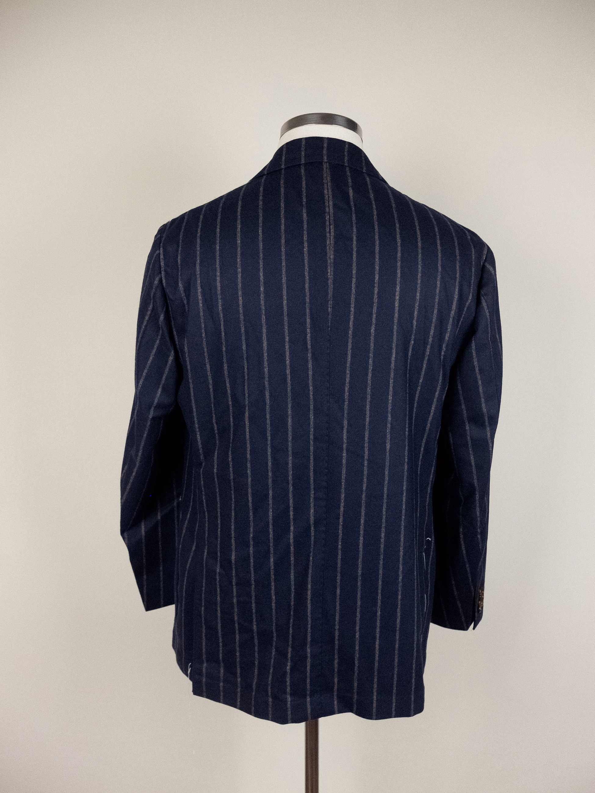 SARTORIO Napoli by Kiton navy blue wool cashmere suit 44 54