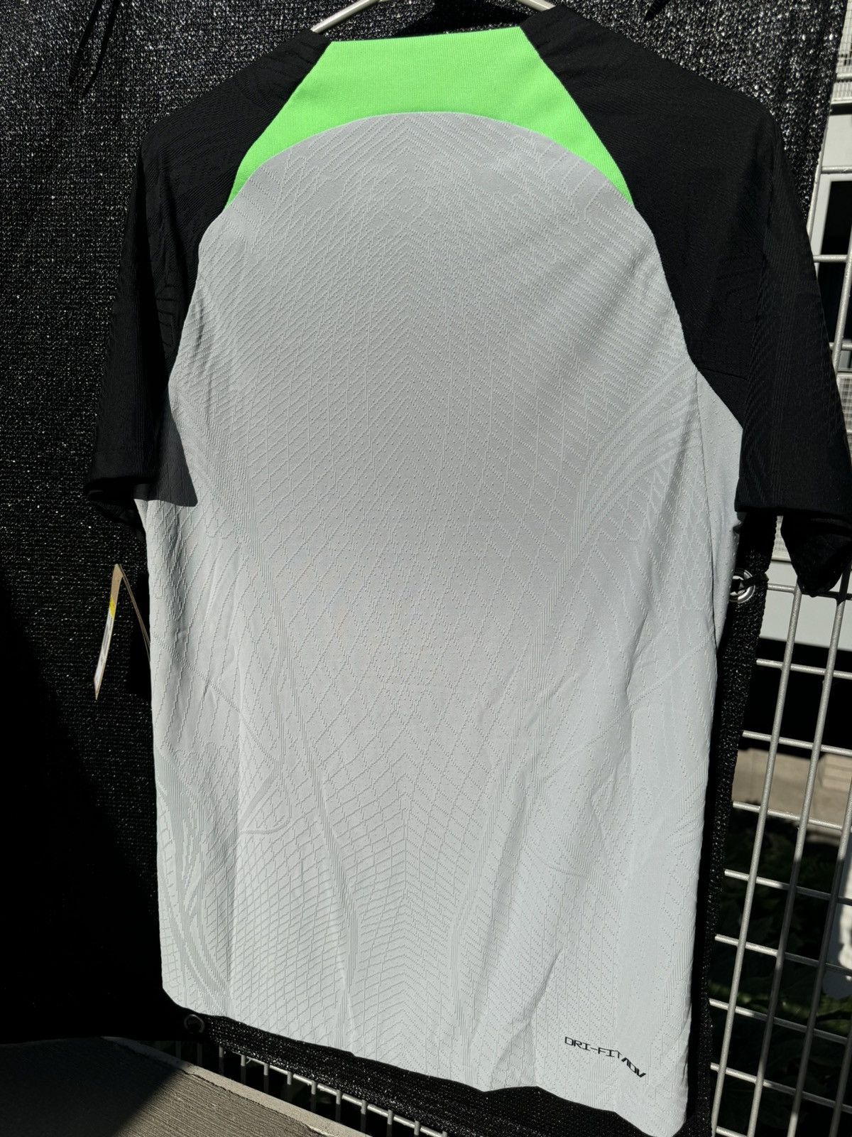 Nike Nike Liverpool Training Top Size US S / EU 44-46 / 1 - 6 Thumbnail