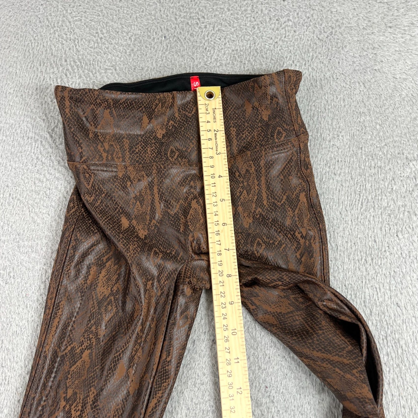 Spanx Spanx Leggings Womens XS Brown Faux Leather Snake Shine Ankle Activewear Yoga Gym & Training Elastic Waist Stretch Inseam 27 in Pattern Animal Print Size 26" / US 2 / IT 38 - 4 Thumbnail