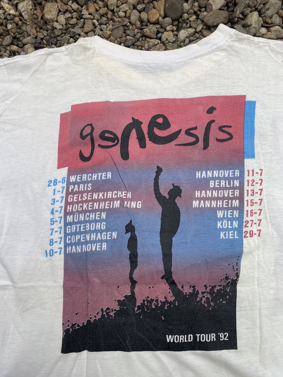 Band Tees × Vintage Vintage 1992 Genesis World Tour T-Shirt Size US XXL / EU 58 / 5 - 7 Thumbnail