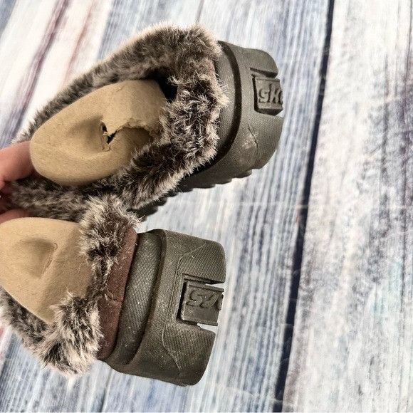 SKECHERS Vintage Skechers Women's Brown Suede Faux Fur-Lined Slip-On Size US 7.5 / IT 37.5 - 5 Thumbnail