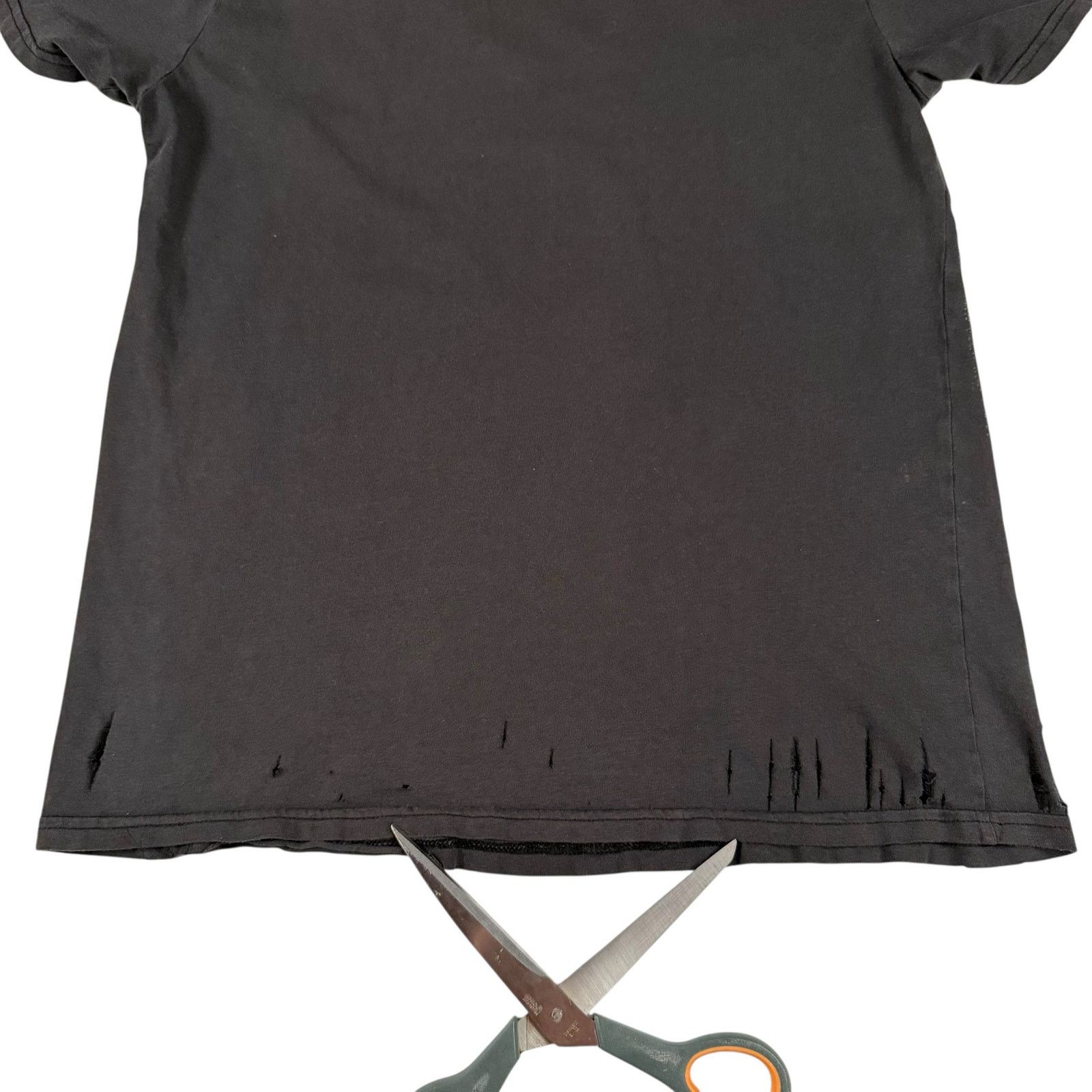 Vintage Vintage y2k Hustler Grunge Switchblade T-shirt Size US M / EU 48-50 / 2 - 11 Thumbnail