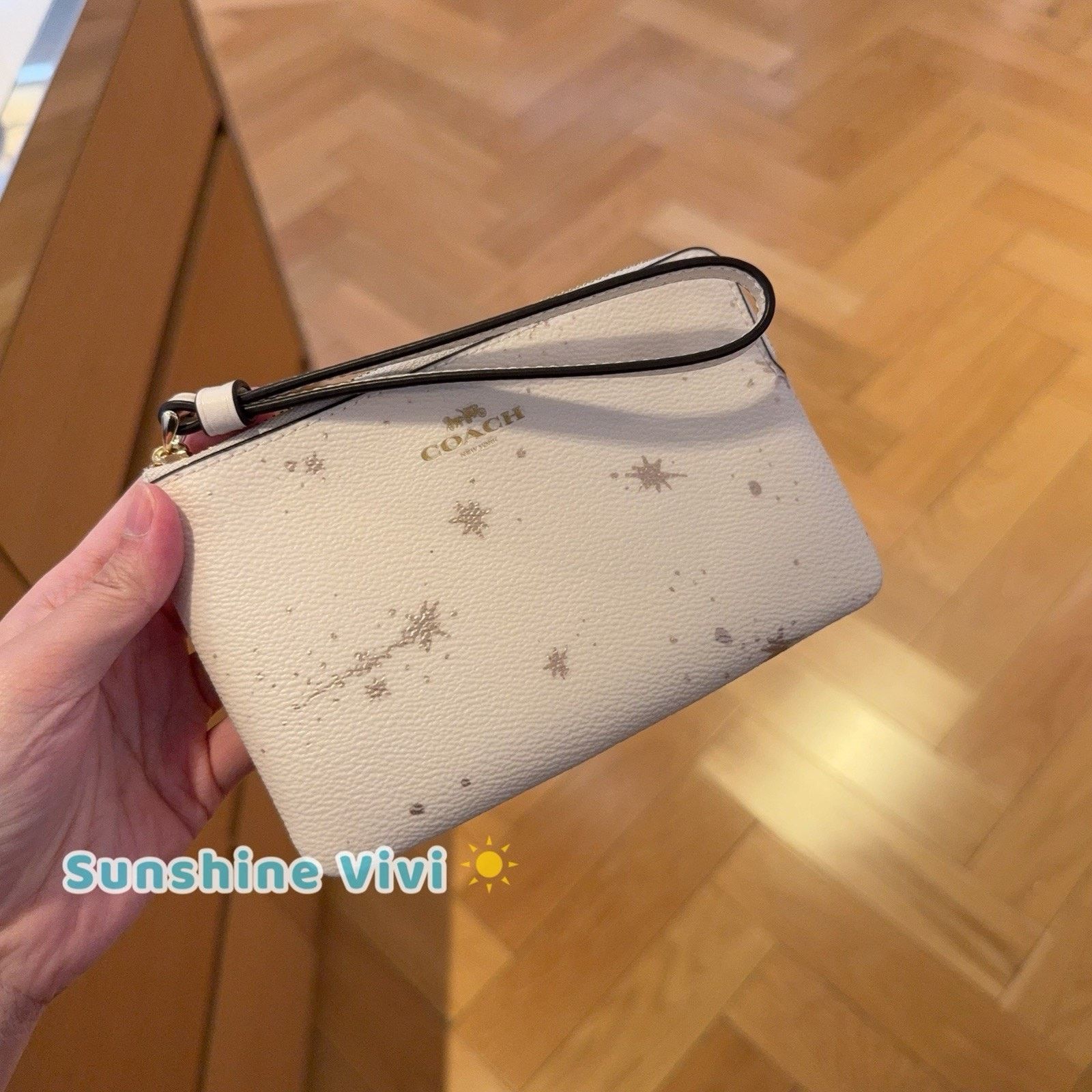 Coach NWT COACH Corner Zip Wristlet Star Print CCK76 Silver Chalk Size ONE SIZE - 1 Thumbnail
