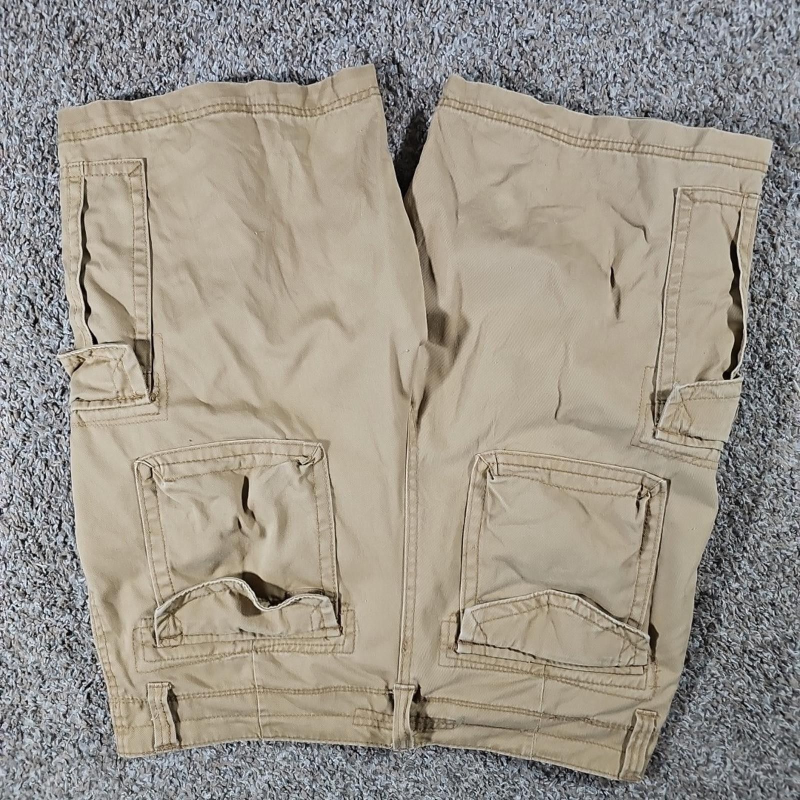 UNIONBAY Unionbay Genuine Sportswear Cargo Shorts Sz 32 Size US 32 / EU 48 - 6 Thumbnail