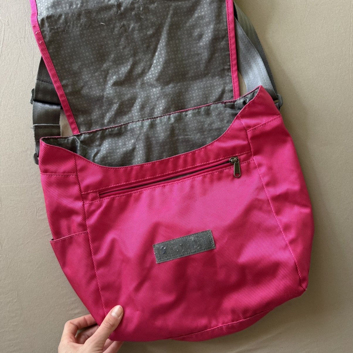 Columbia Vintage Columbia Pink Azza Il Hobo Messenger Bag Size ONE SIZE - 3 Thumbnail